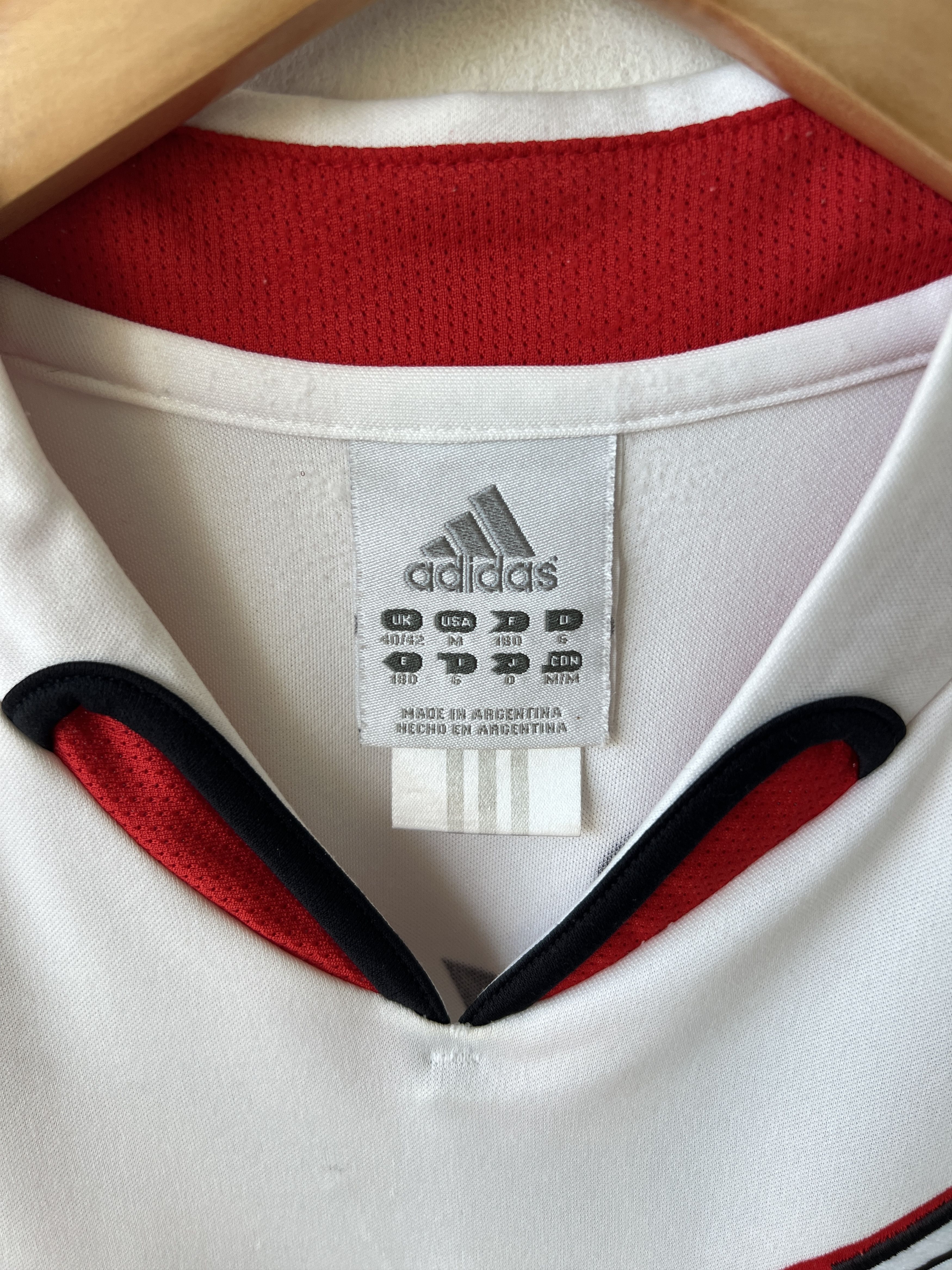 Adidas (M fits L) River Plate 2004-05 Home Kit Salas #11 Size US M / EU 48-50 / 2 - 3 Thumbnail