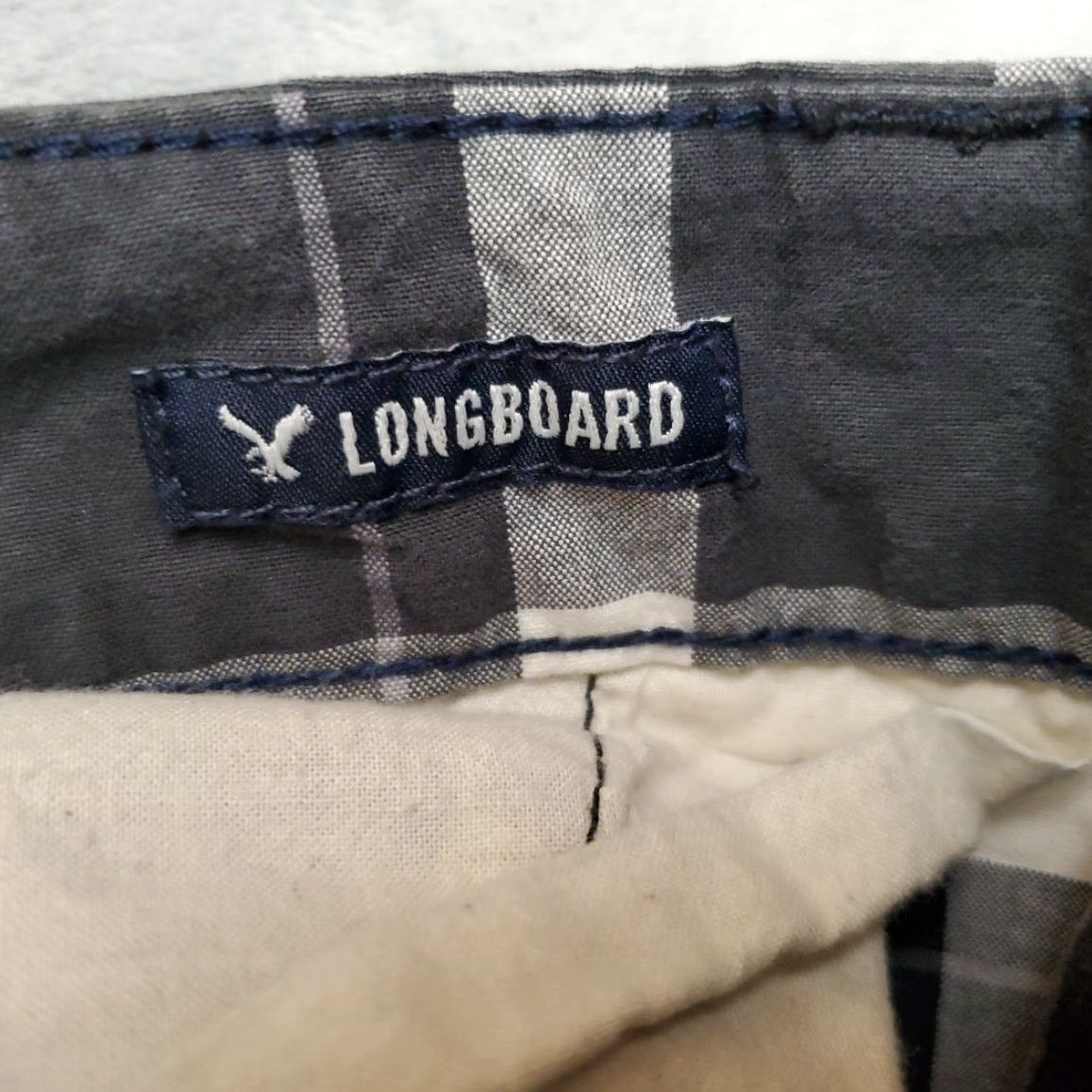 American Eagle Outfitters VINTAGE American Eagle Outfitters Shorts Mens 28 Black Plaid Longboard Chino 100% Cotton Size US 28 / EU 44 - 4 Thumbnail