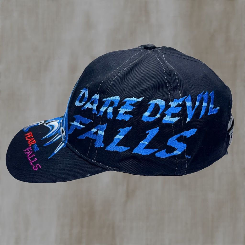 Gloverall VINTAGE Dollywood Snapback Hat Cap Big Logo 90s Y2K All Over Daredevil Falls Black Mens Size ONE SIZE - 1 Thumbnail