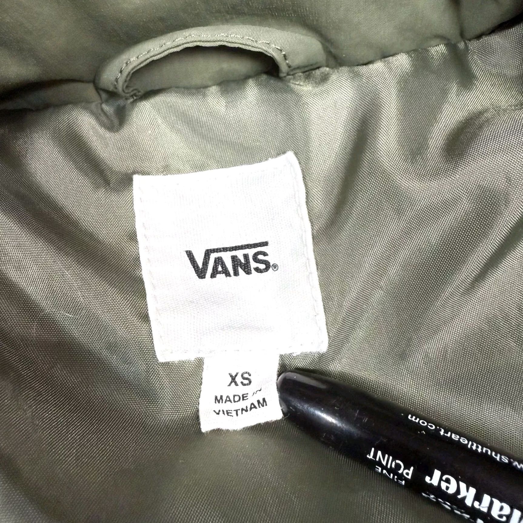 Vans VANS Women's Green Black Snowboard Ski Jacket Puffer 1/2 Zip Nylon XS Jacket Womens XS Black Green Winter Outdoor Gear Size XS / US 0-2 / IT 36-38 - 5 Thumbnail