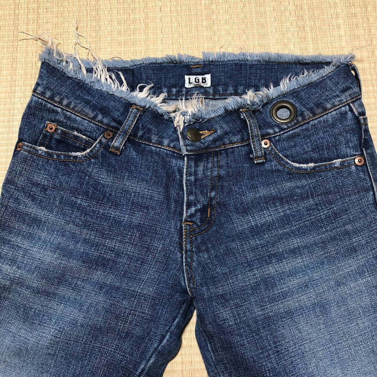 Le Grande Bleu (L.G.B.) LGB Black Crow Fringe Flare Jeans Size 25" / US 0 / IT 36 - 3 Thumbnail