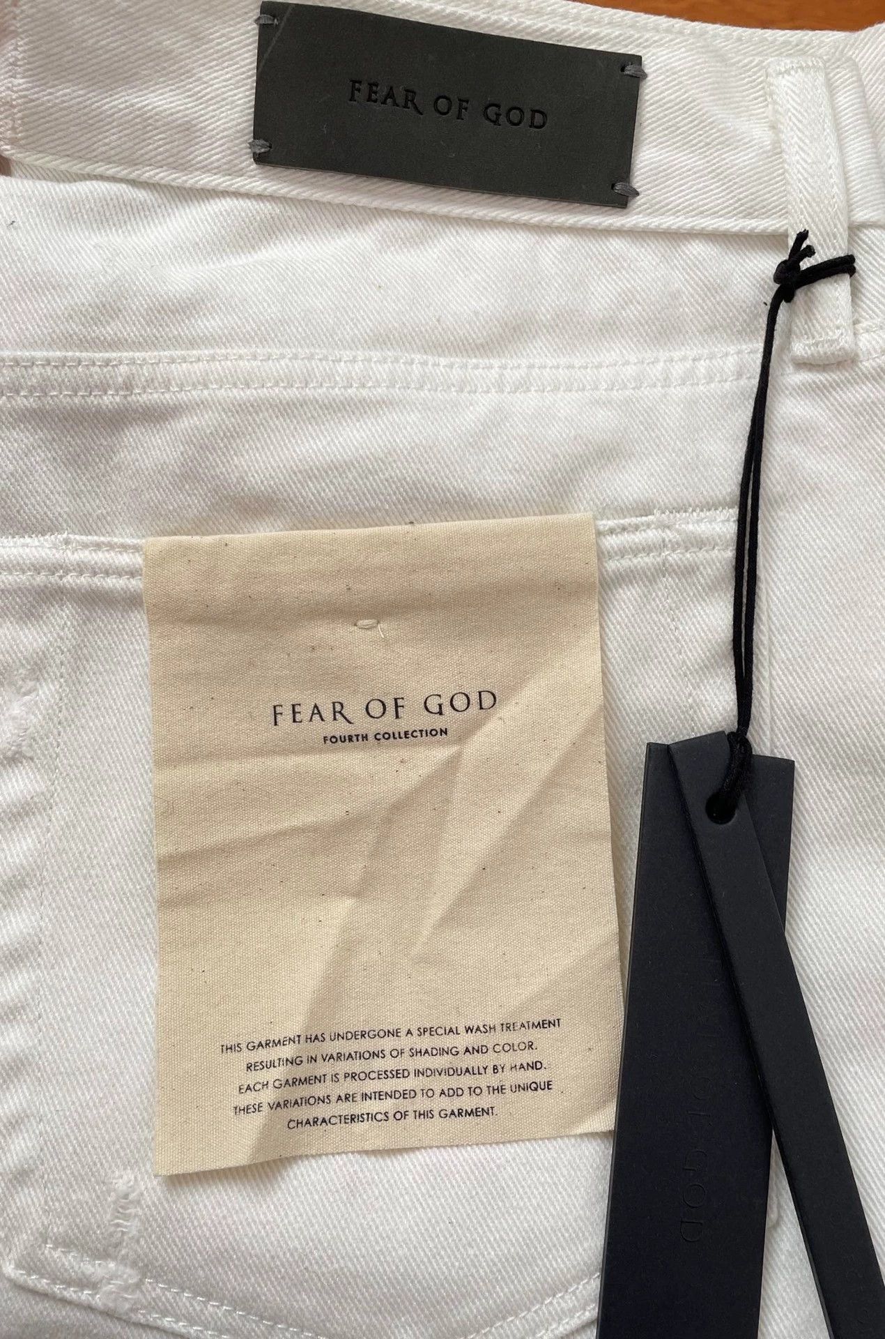 Fear of God Fear of God 4th Maxfield White Distressed Denim 32 Size US 32 / EU 48 - 7 Thumbnail