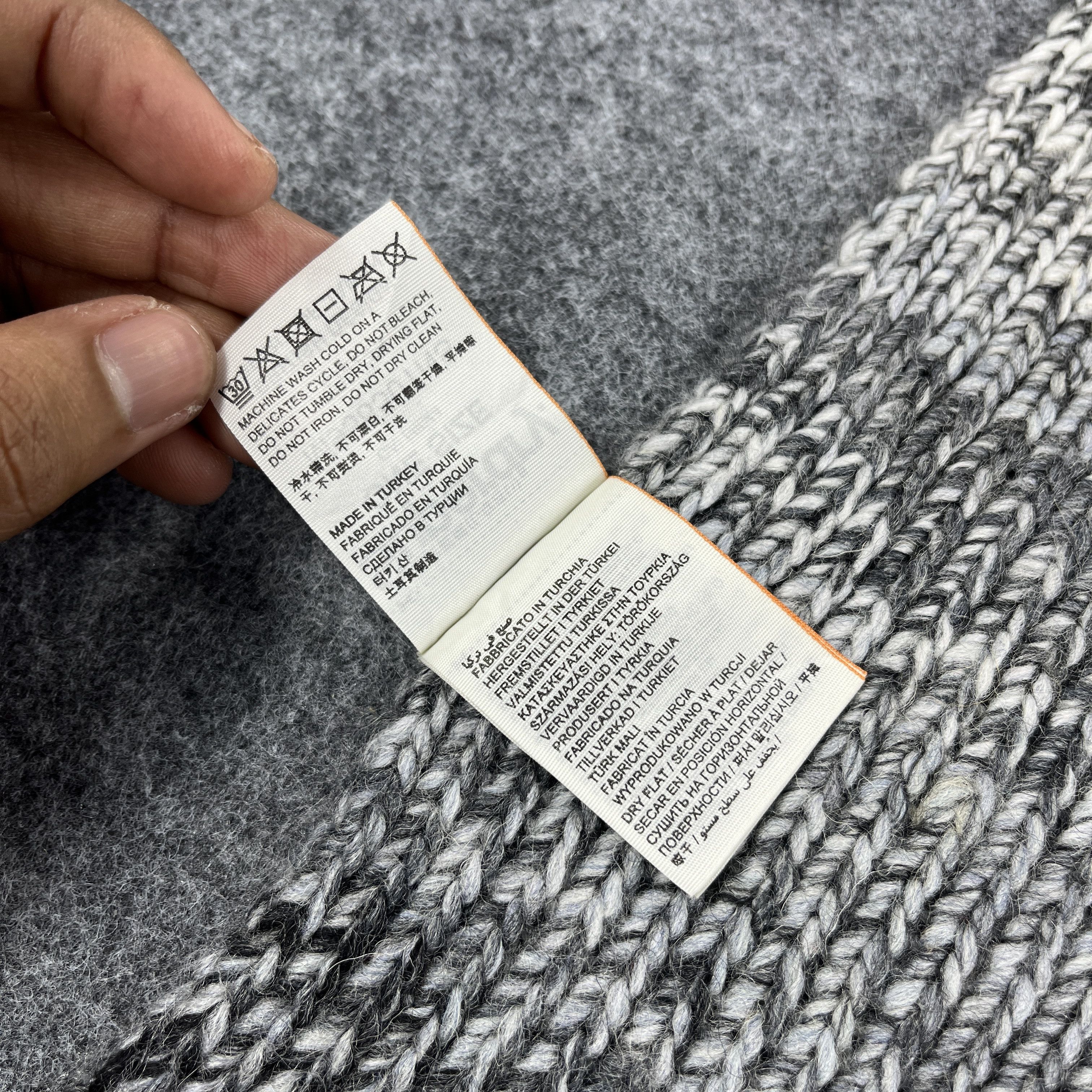 Japanese Brand Superdry Scarf / Muffler / Neckwear T881 Size ONE SIZE - 7 Thumbnail