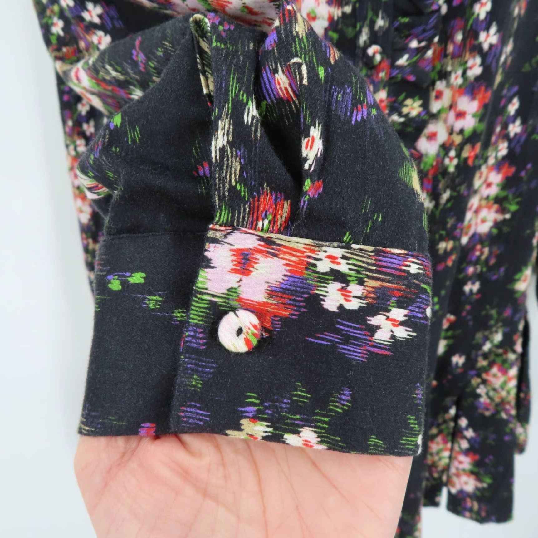 Vintage Tuckernuck Women S Tate Onyx Falling Flowers Bouquet Pleated Floral Shirt Dress Long Sleeve Size S / US 4 / IT 40 - 4 Thumbnail