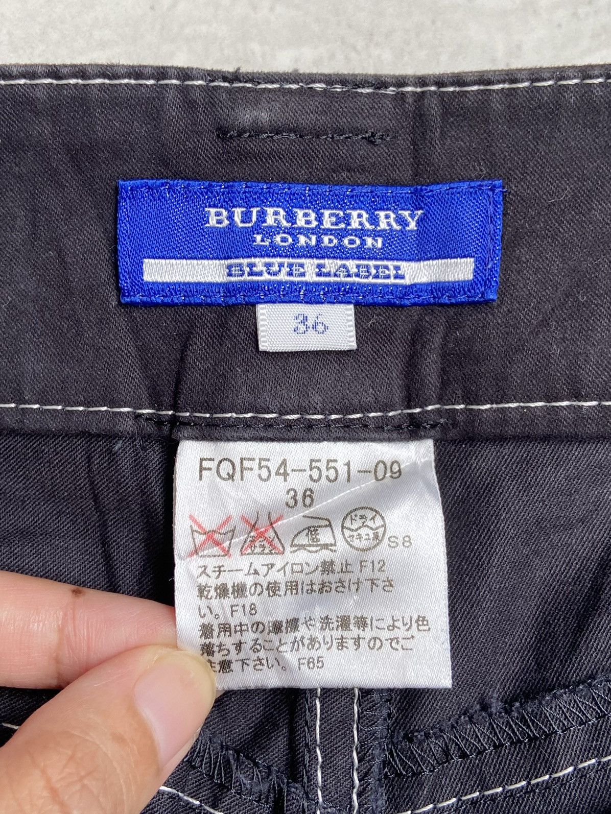 Burberry BURBERRY Black Long Pants Size US 27 - 14 Thumbnail
