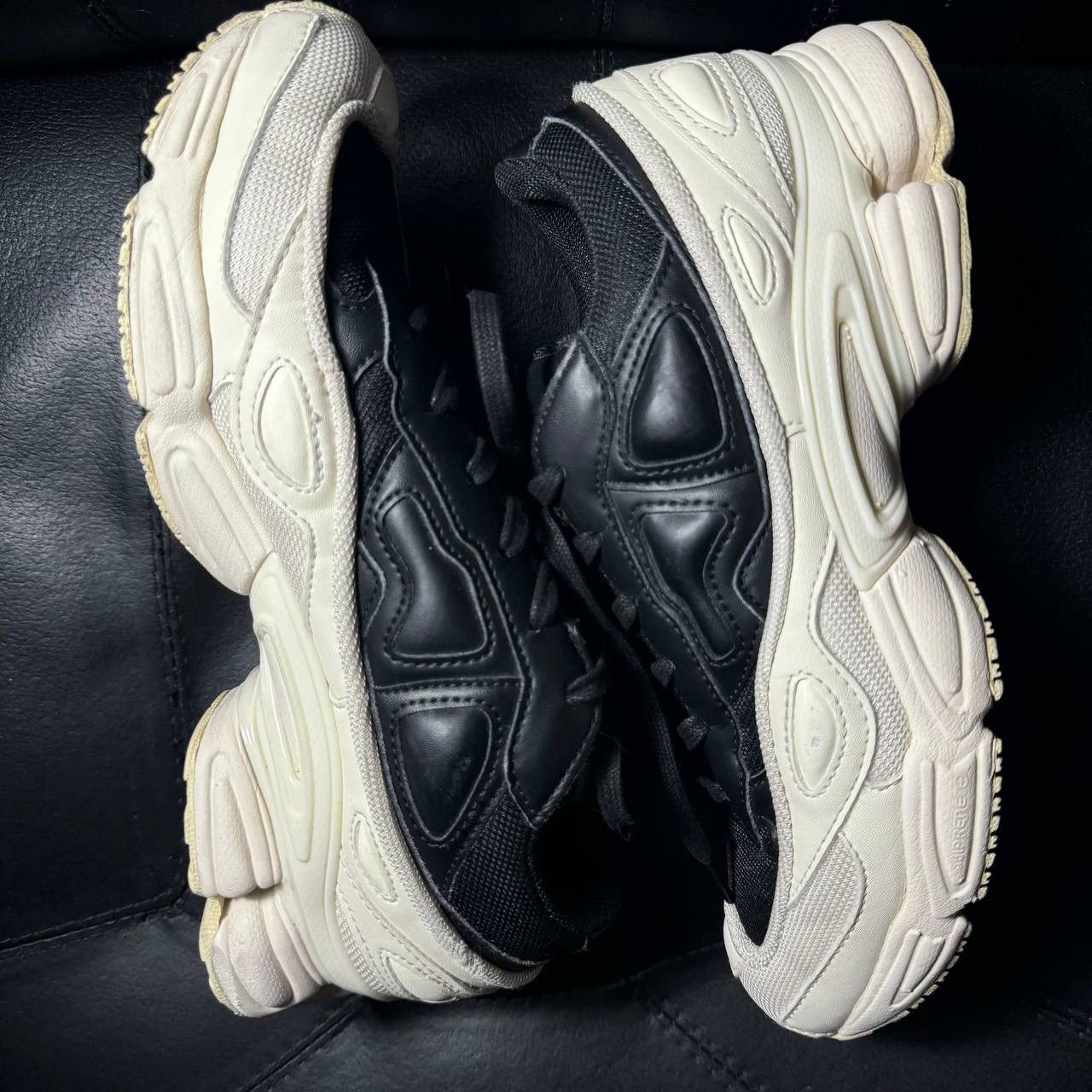 Adidas × Raf Simons sneakers Adidas Raf Simons Ozweego Cream White FW18 Size US 7 / IT 37 - 6 Thumbnail