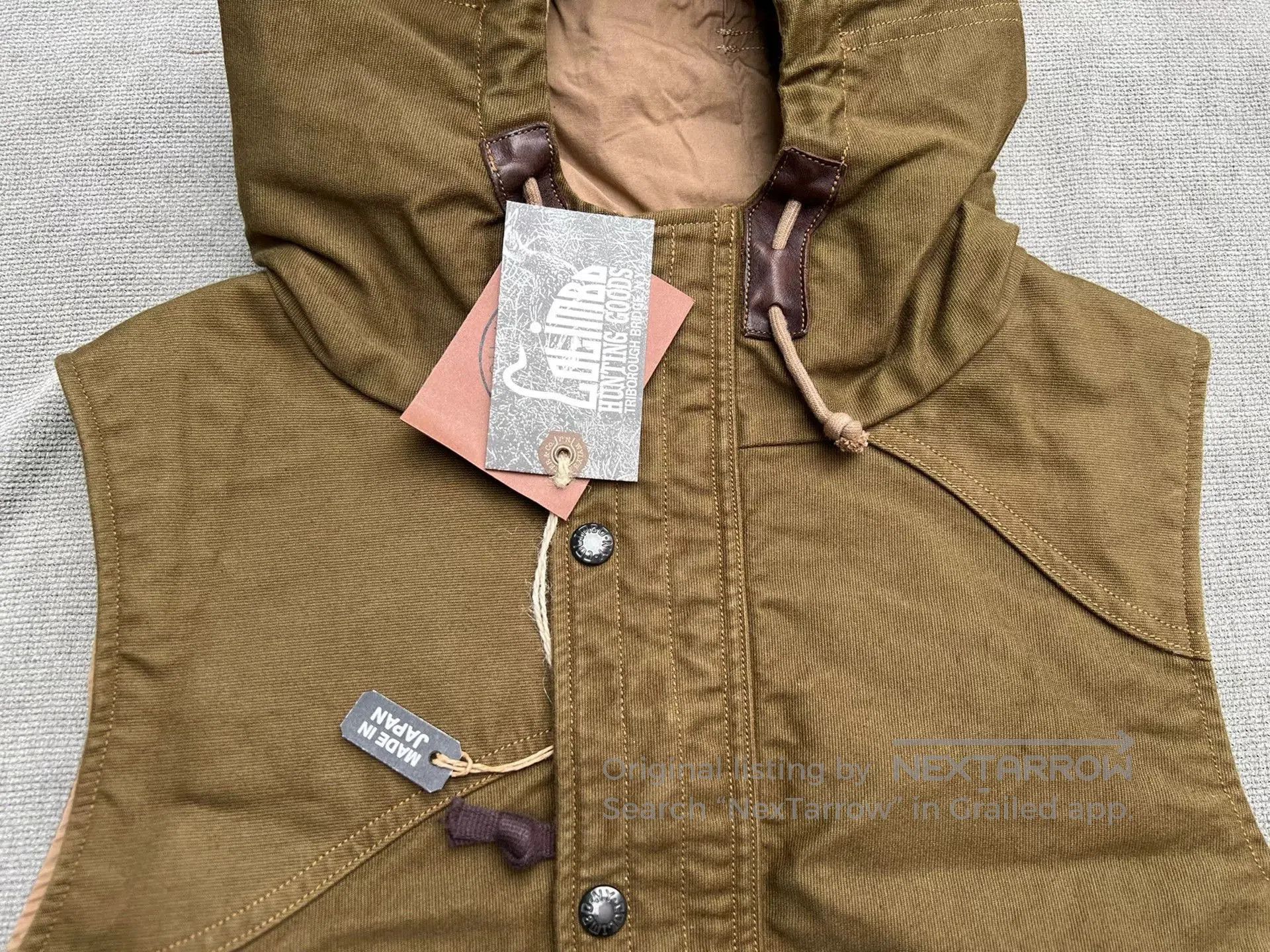COLIMBO Colimbo Hooded Vest in Dark Khaki. Size US M / EU 48-50 / 2 - 2 Thumbnail