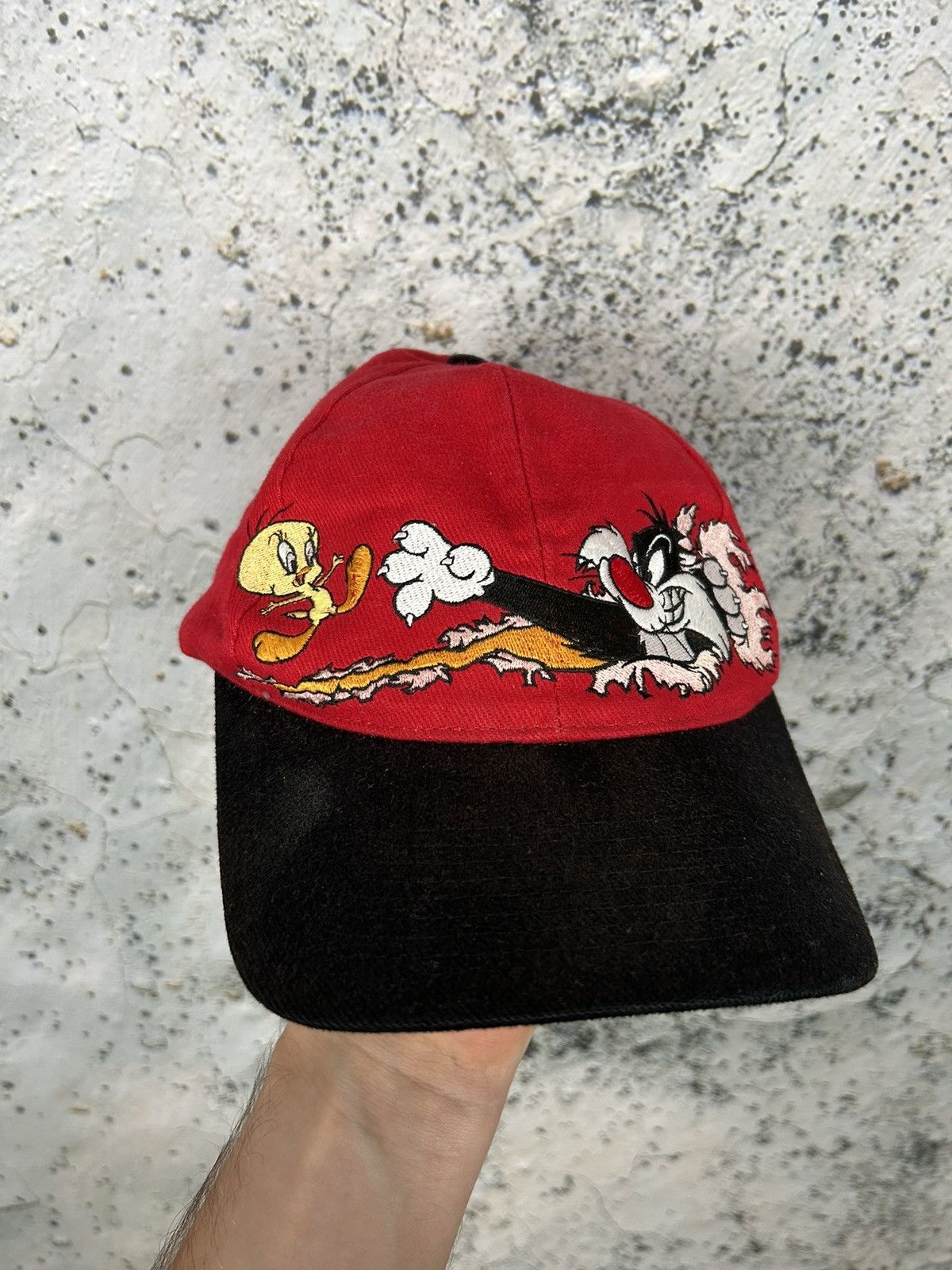 Vintage Vintage Looney Tunes 1995 Warner Bros Hat Tweety 90s Rare Size ONE SIZE - 1 Thumbnail