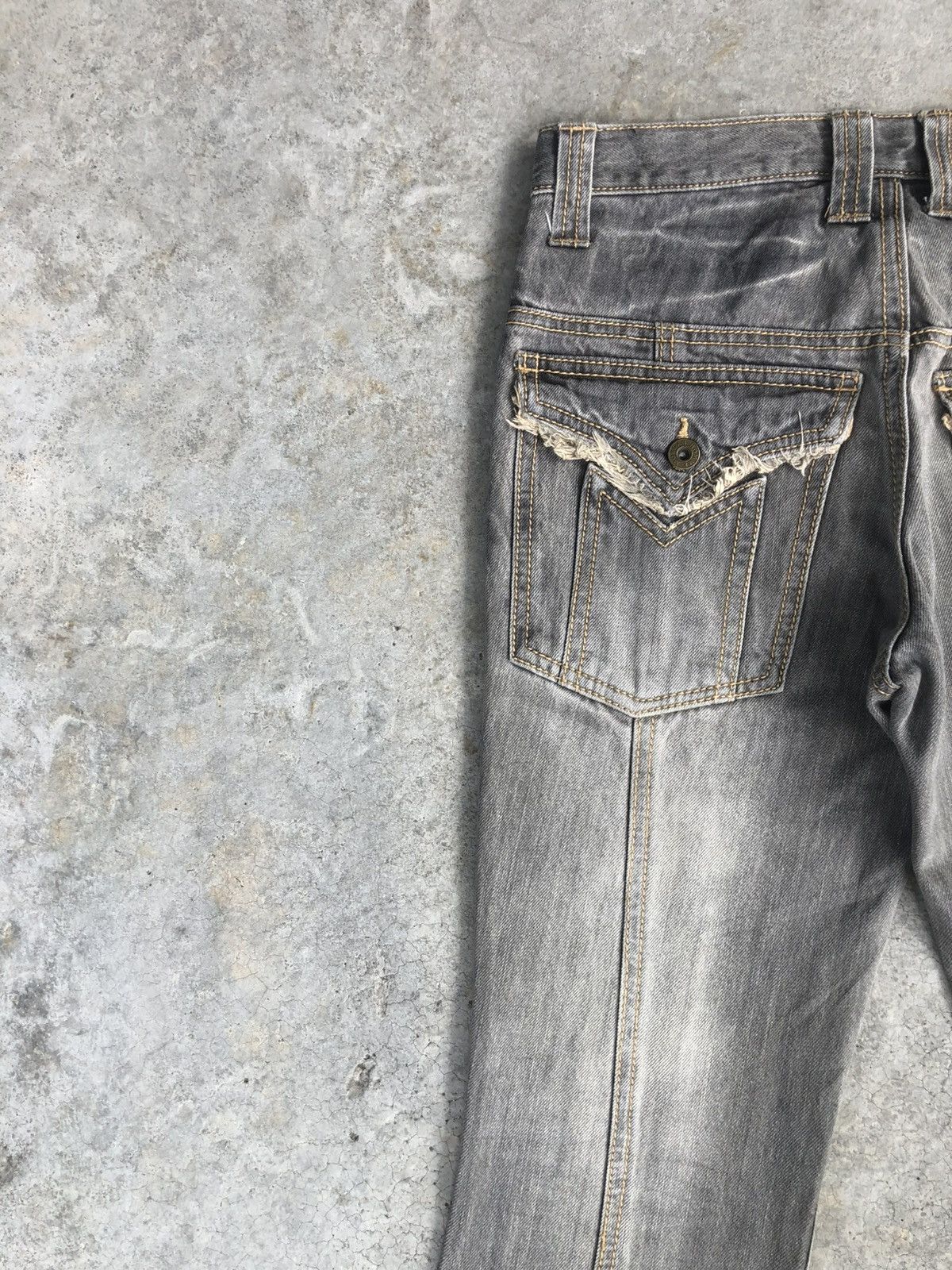 If Six Was Nine Japanese Morgan Homme Flared Jeans Distressed Denim Size US 31 - 9 Thumbnail