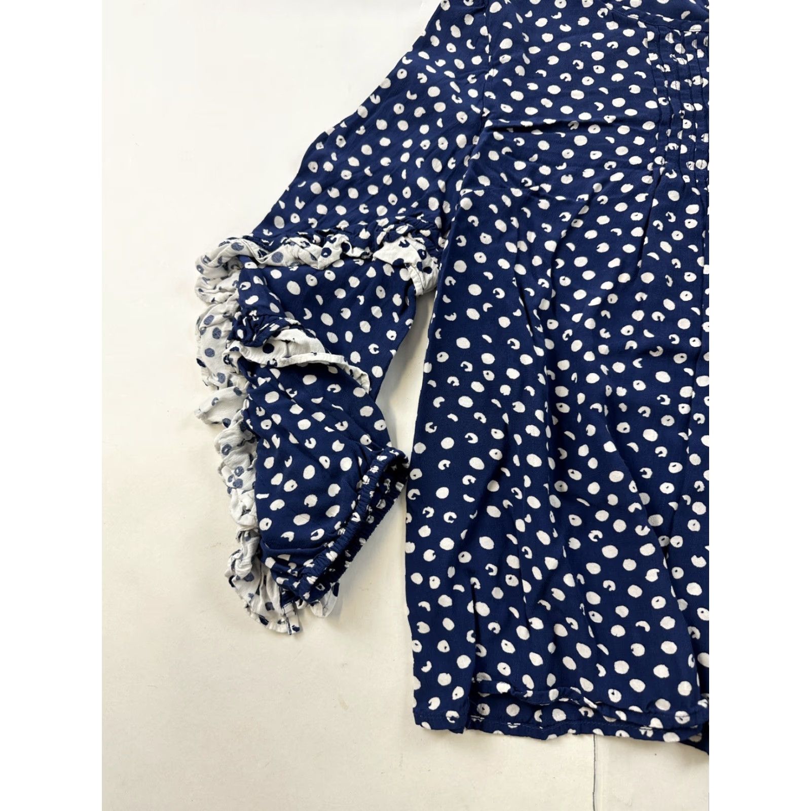 Soft Surroundings Soft Surroundings Blouse Women’s M Polka Dot Round Neck Pullover Long Sleeve Pleated Ruffle Blue Multicolor Viscose Regular - USA? Size M / US 6-8 / IT 42-44 - 3 Thumbnail