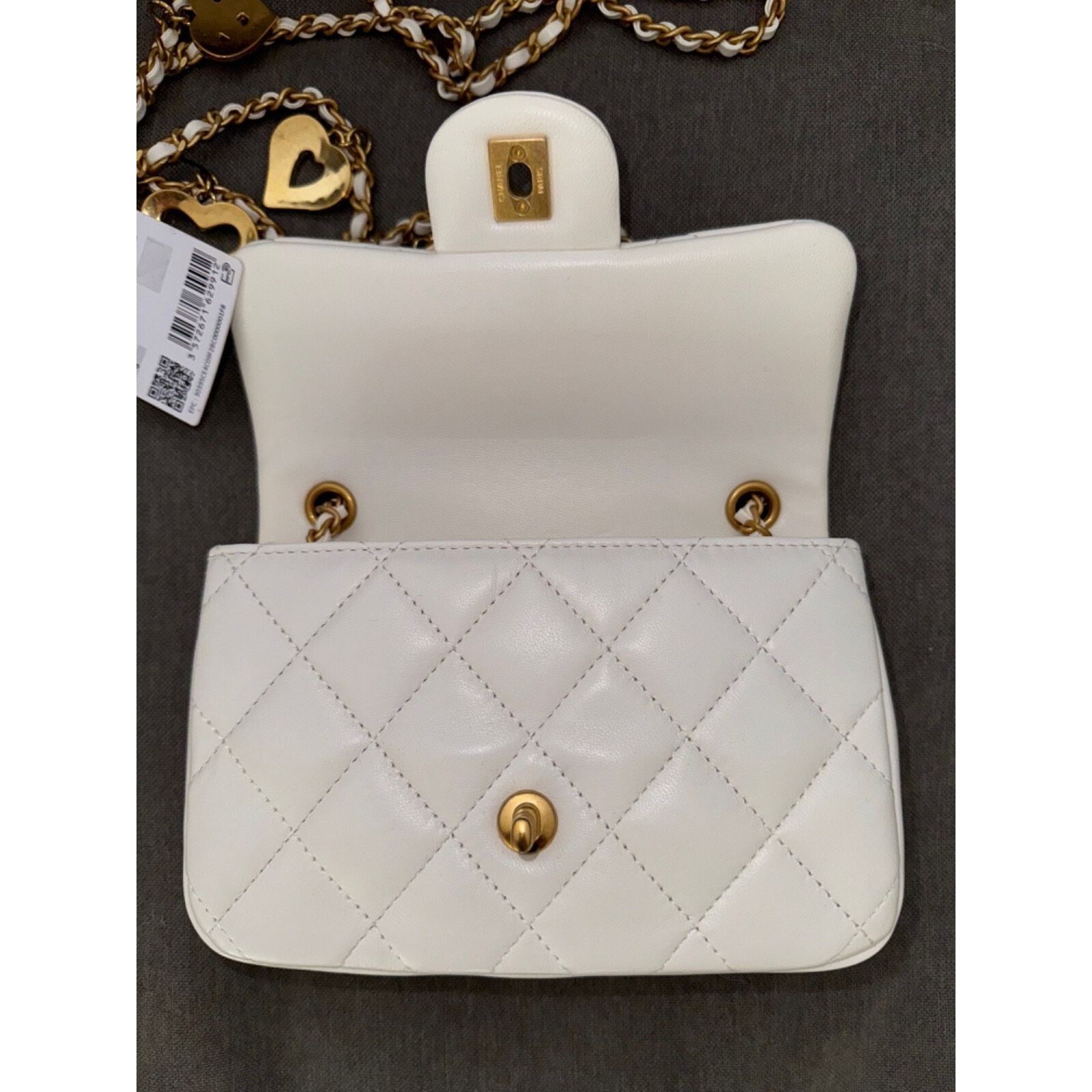 Chanel Chanel Mini Flap Open Heart Gold Logo Shoulder Crossbody Bag Size ONE SIZE - 18 Thumbnail