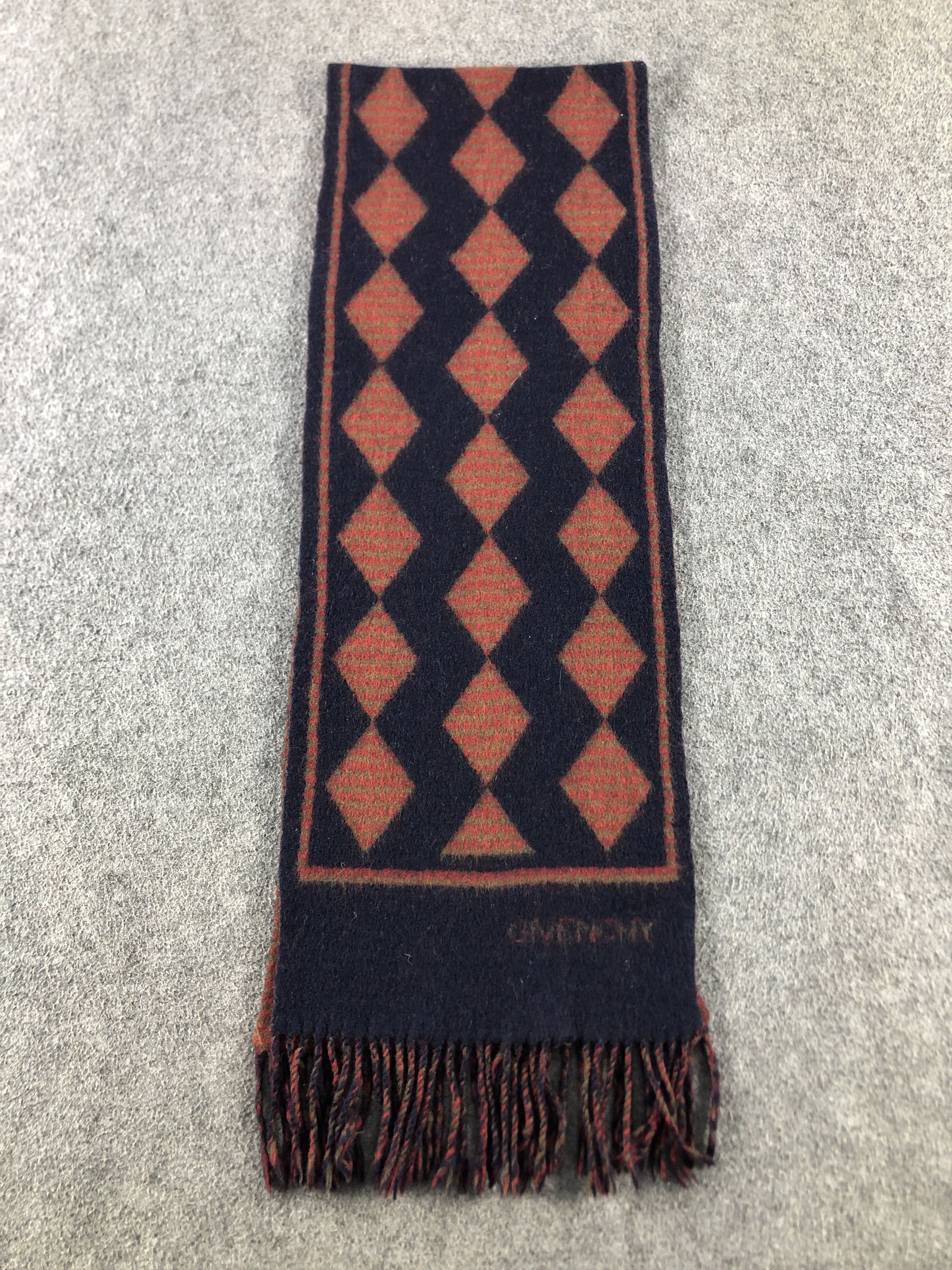 Vintage Givenchy Scarf / Muffler / Neckwear P914 Size ONE SIZE - 3 Thumbnail