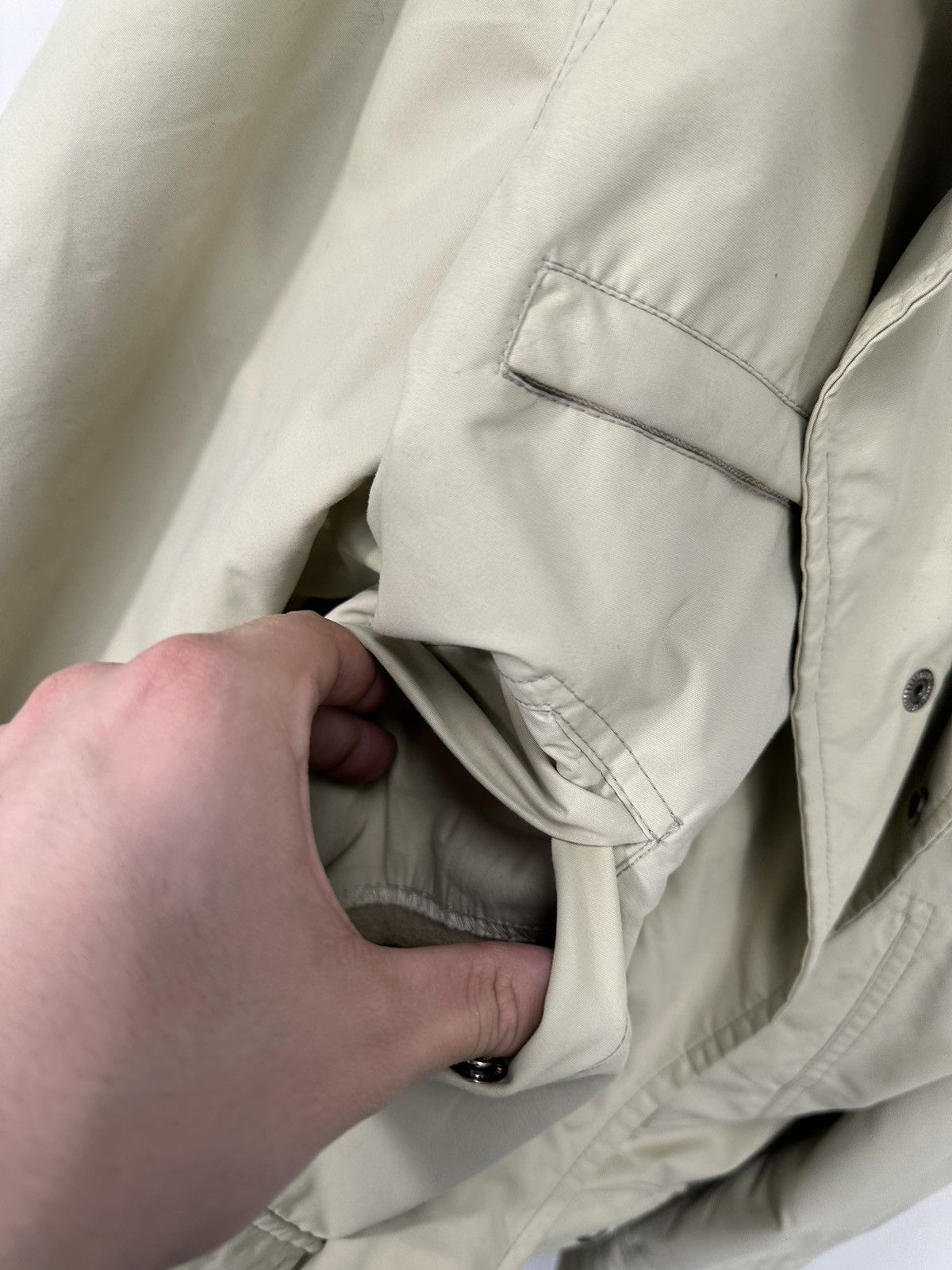 Fay Vintage Fay Stadium For Ema Cream Luxury Nylon Coat Jacket Size US L / EU 52-54 / 3 - 12 Thumbnail