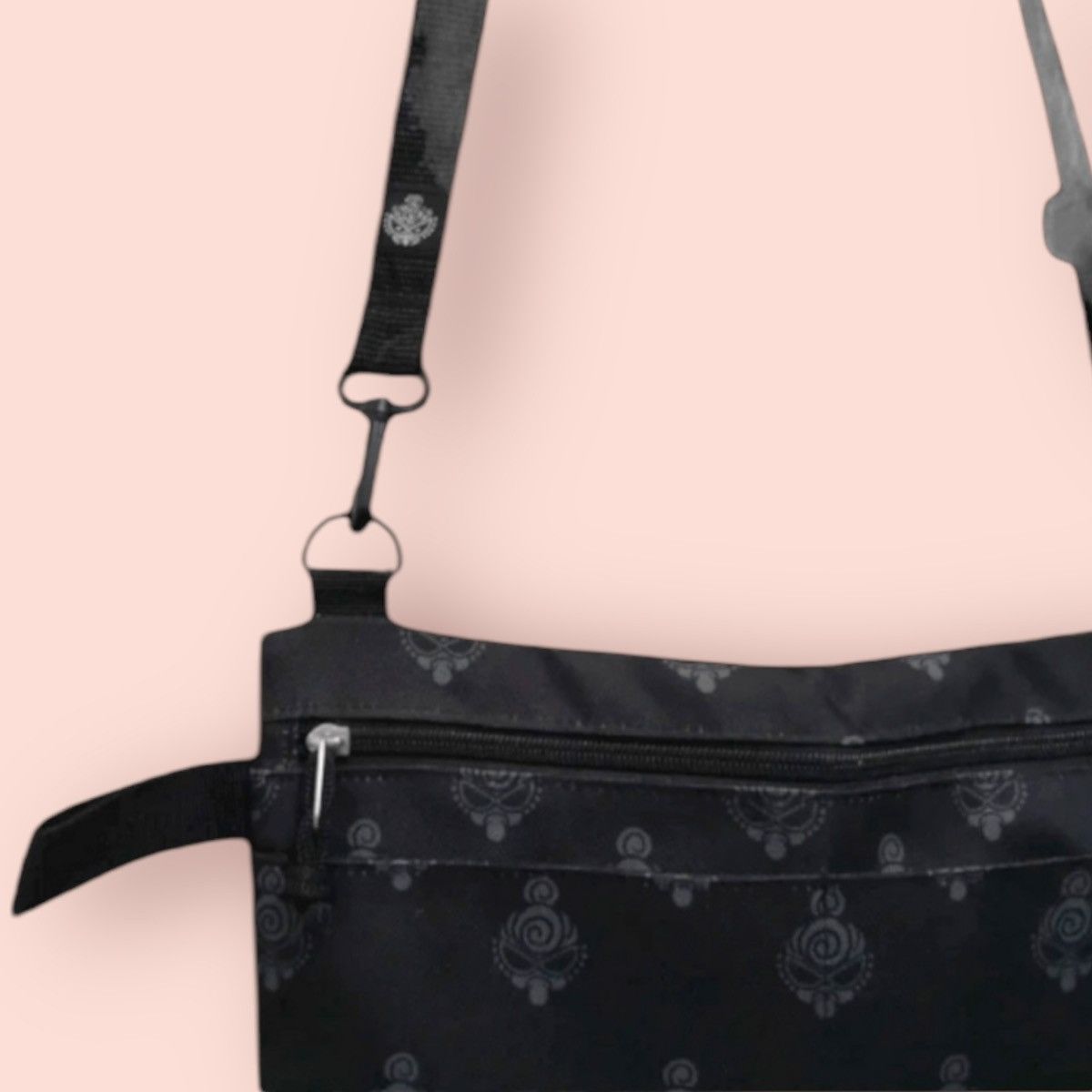 Hysteric Glamour × Japanese Brand HYSTERIC MINI MONOGRAM CROSSBODY SLING Size ONE SIZE - 4 Thumbnail