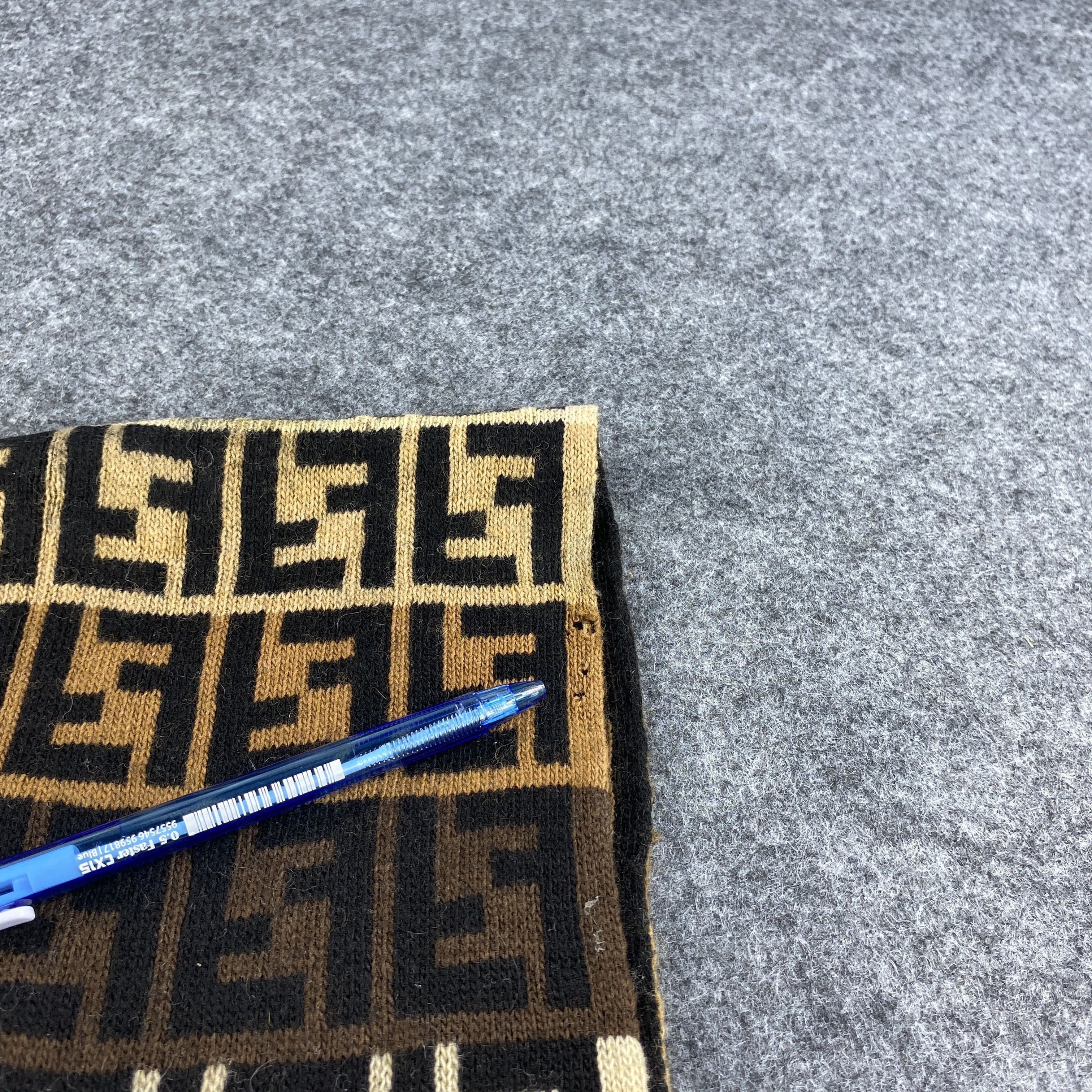 Fendi × Vintage FENDI Scarf # Muffler # Neckwear # D550 Size ONE SIZE - 15 Thumbnail