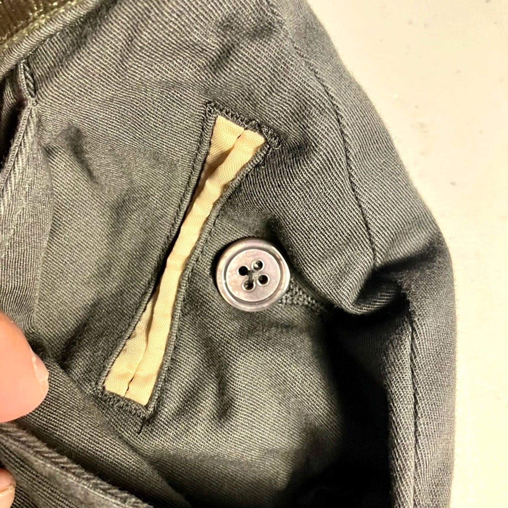 Vintage VINTAGE Birdie Gray Flat Front Ankle Pants Women’s Size 2 Cotton Spandex Cropped Golf Retro 90s/2000s Womens Size 26" / US 2 / IT 38 - 4 Thumbnail
