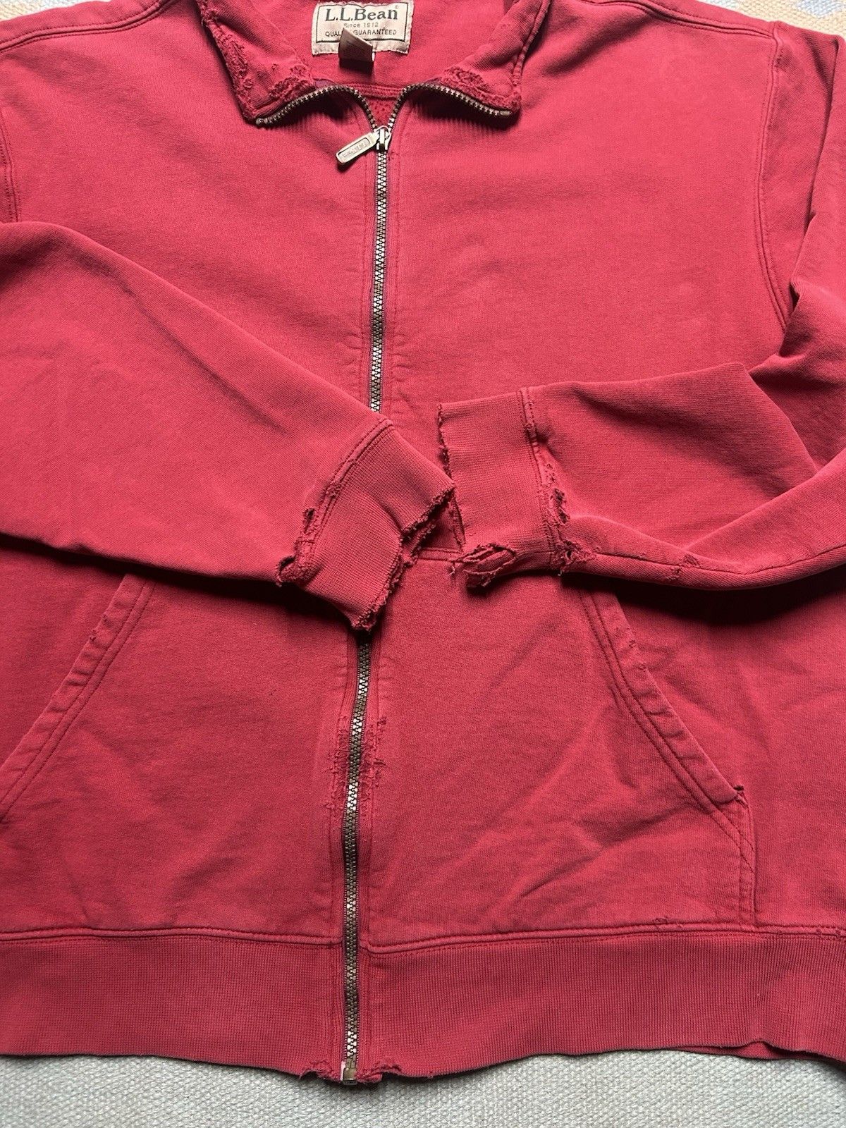 Vintage Vtg LL Bean collared sweatshirt distressed mostly cotton L Size US L / EU 52-54 / 3 - 2 Thumbnail