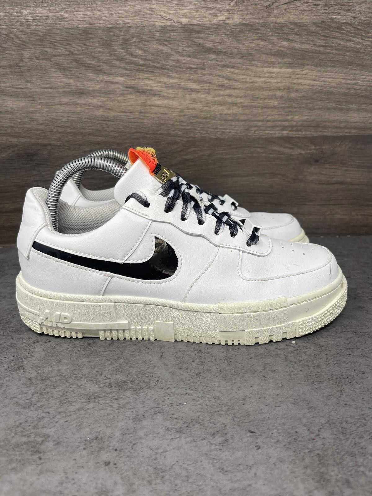 Nike Nike Air Force 1 Pixel Shoes Womens Size 7.5 Sneakers White Size US 7.5 / IT 37.5 - 5 Thumbnail