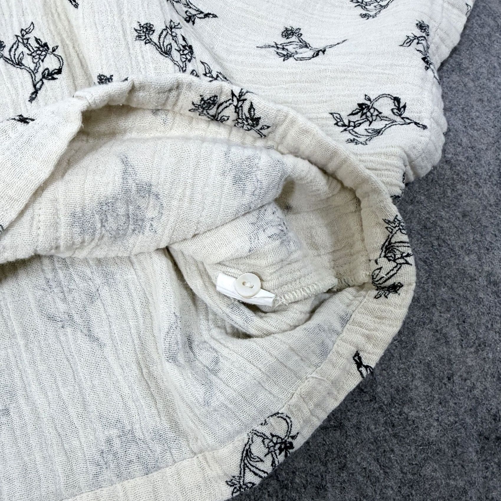 Zara Zara Blouse Shirt Casual Woven Gauze Floral Button-Up Ivory Women's Size M Size M / US 6-8 / IT 42-44 - 5 Thumbnail