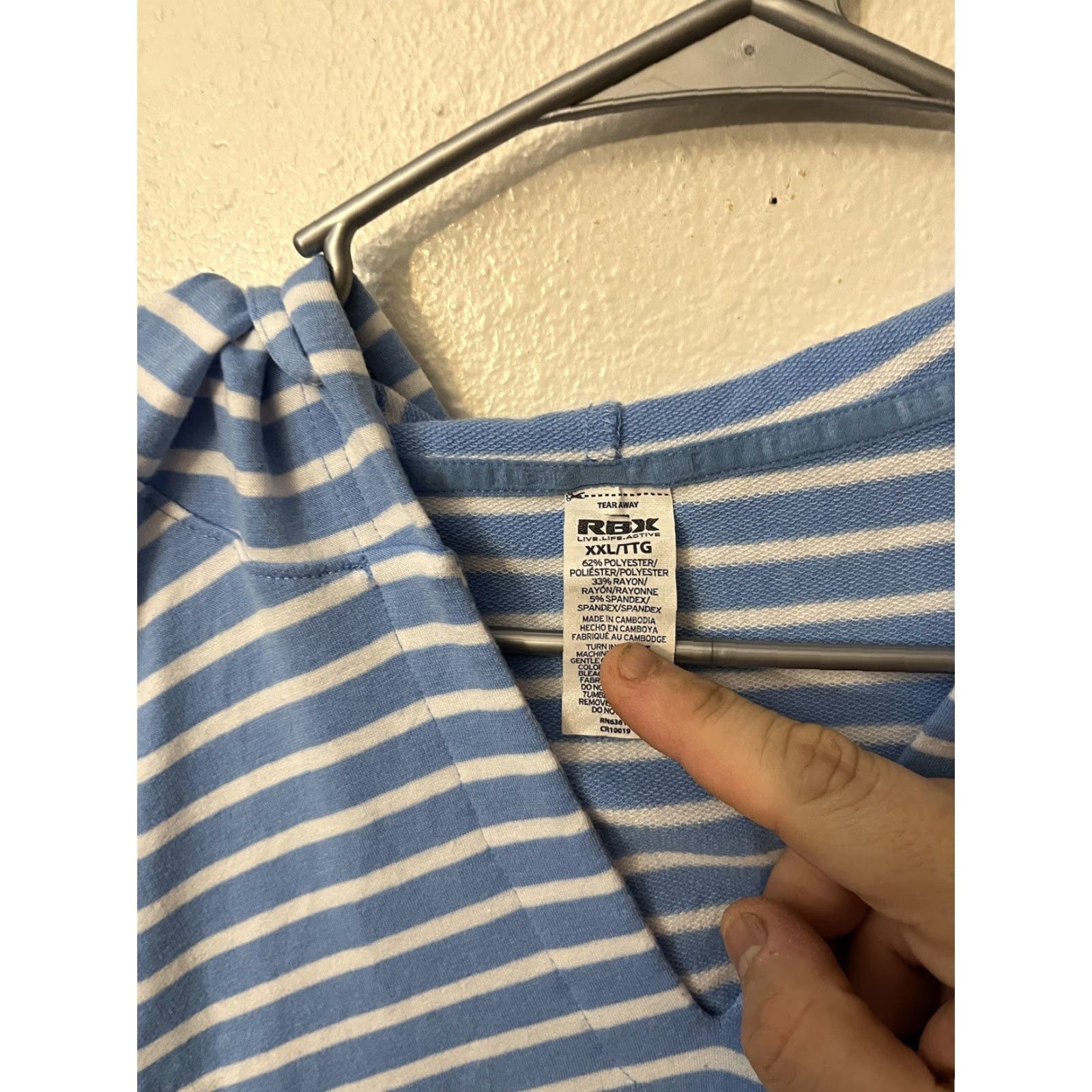 Vintage RBX V Neck Hooded Sweatshirt Women’s XXL Blue Striped Mid Pocket Logo Pullover Casual Sports Sweatshirt Womens 2XL Size XXL / US 16-18 / IT 52-54 - 3 Thumbnail