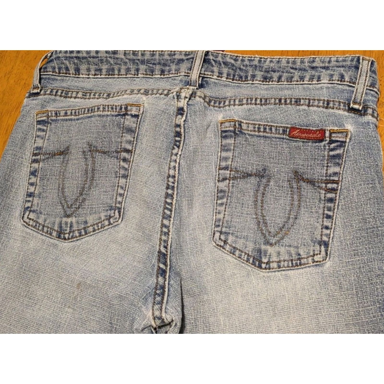 Vintage Aéropostale Jeans Women's 9/10 Regular Blue Light Wash Mid Rise Flare Jeans Size 30" / US 8 / IT 44 - 7 Thumbnail