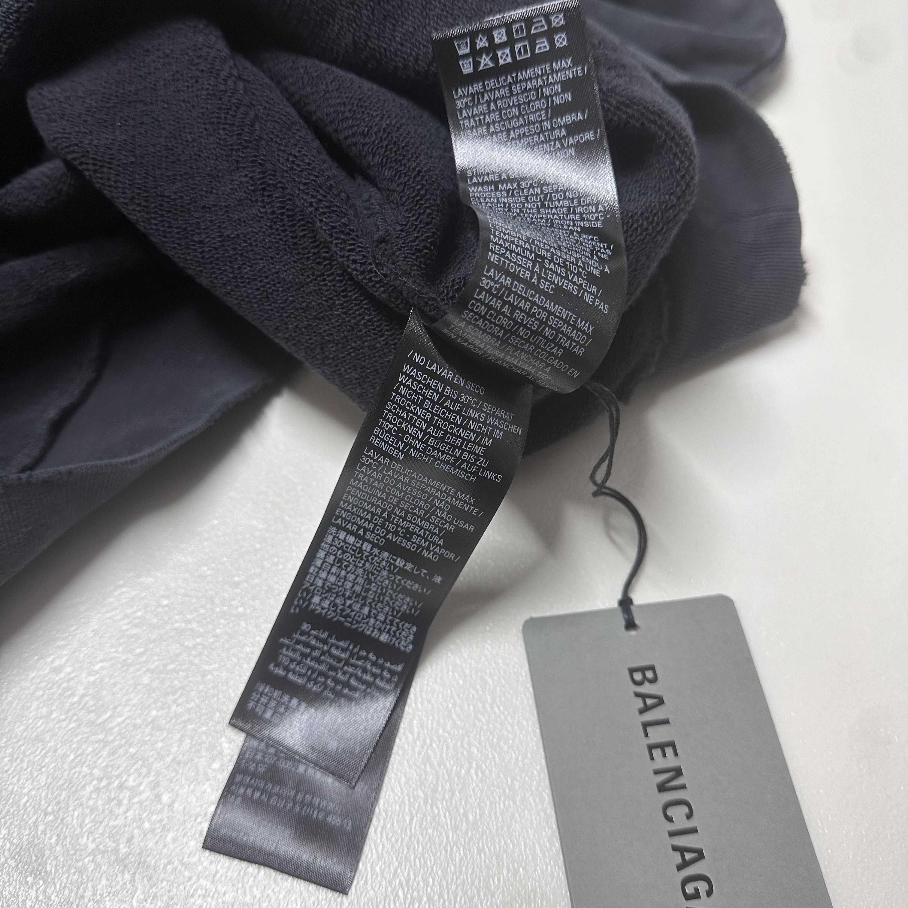 Balenciaga BALENCIAGA size M L Black hoodie distressed medium Size US M / EU 48-50 / 2 - 10 Thumbnail