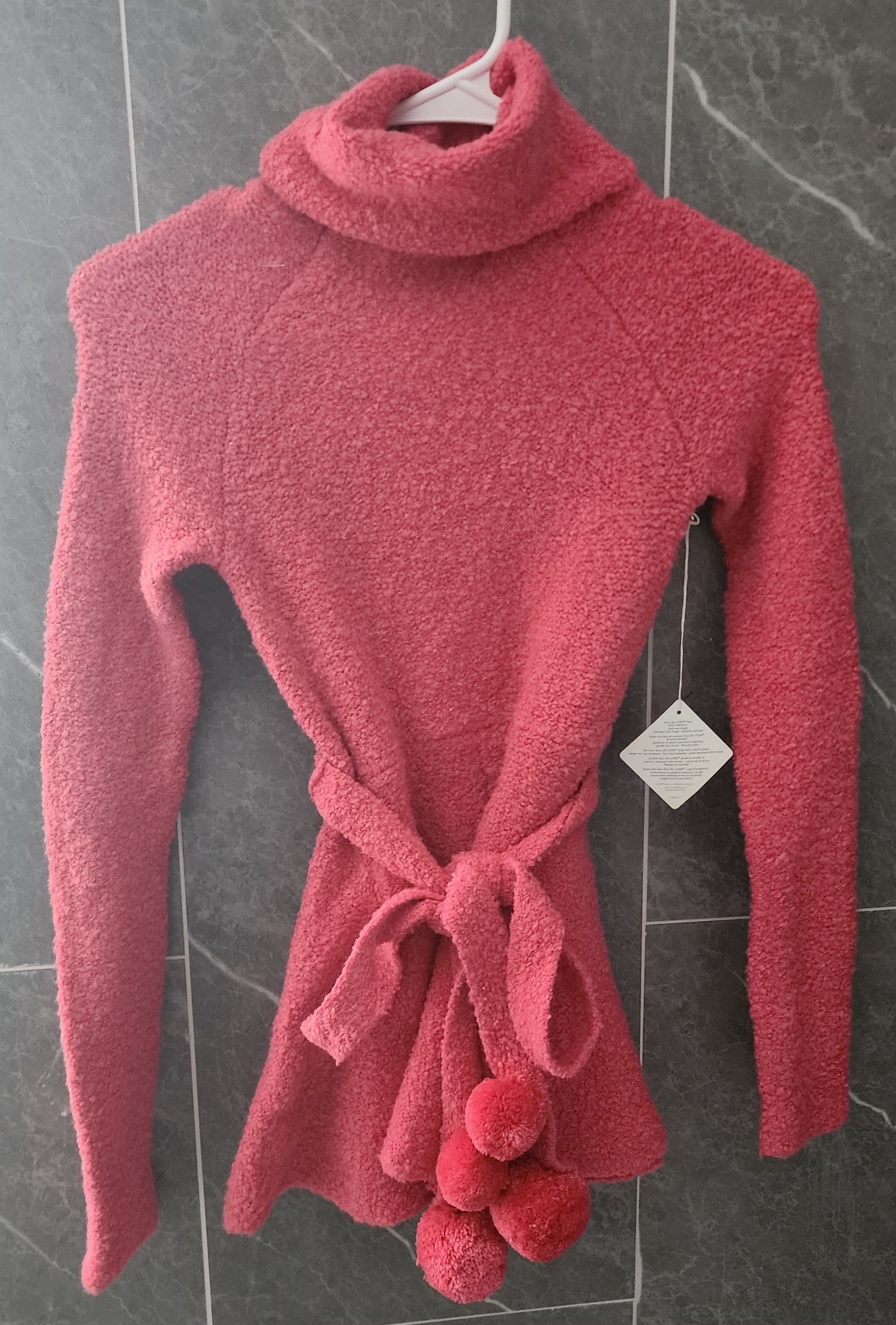 Victoria's Secret NWT Victoria's Secret Moda Pink Turtleneck Peplum Sweater XS Size XS / US 0-2 / IT 36-38 - 1 Thumbnail