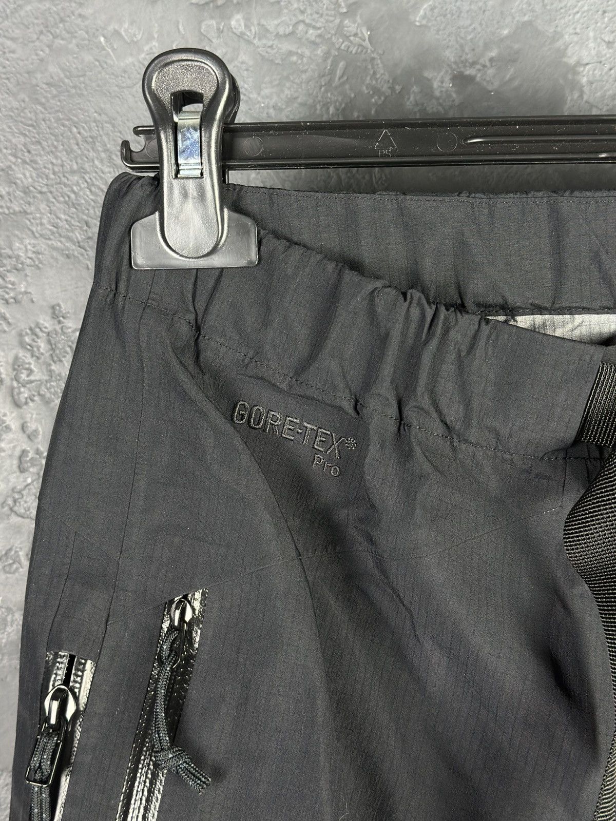 Arc'teryx ARCTERYX Beta AR Black Gore Tex Pro Women’s Pants Size M Size 25" / US 0 / IT 36 - 6 Thumbnail