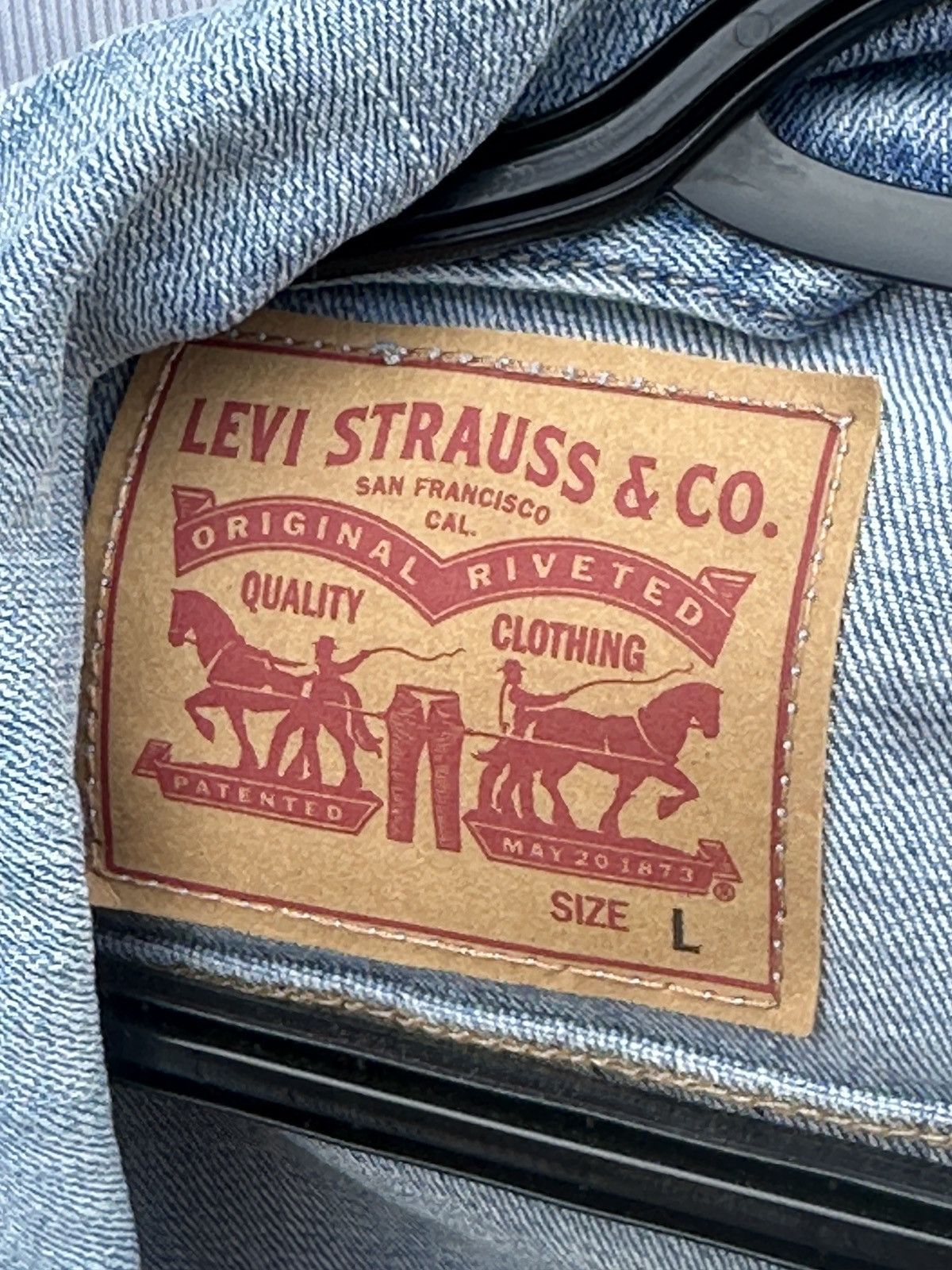 Levi's PreOwned Levi's Trucker Jacket Women's L Blue Denim Size L / US 10 / IT 46 - 4 Thumbnail