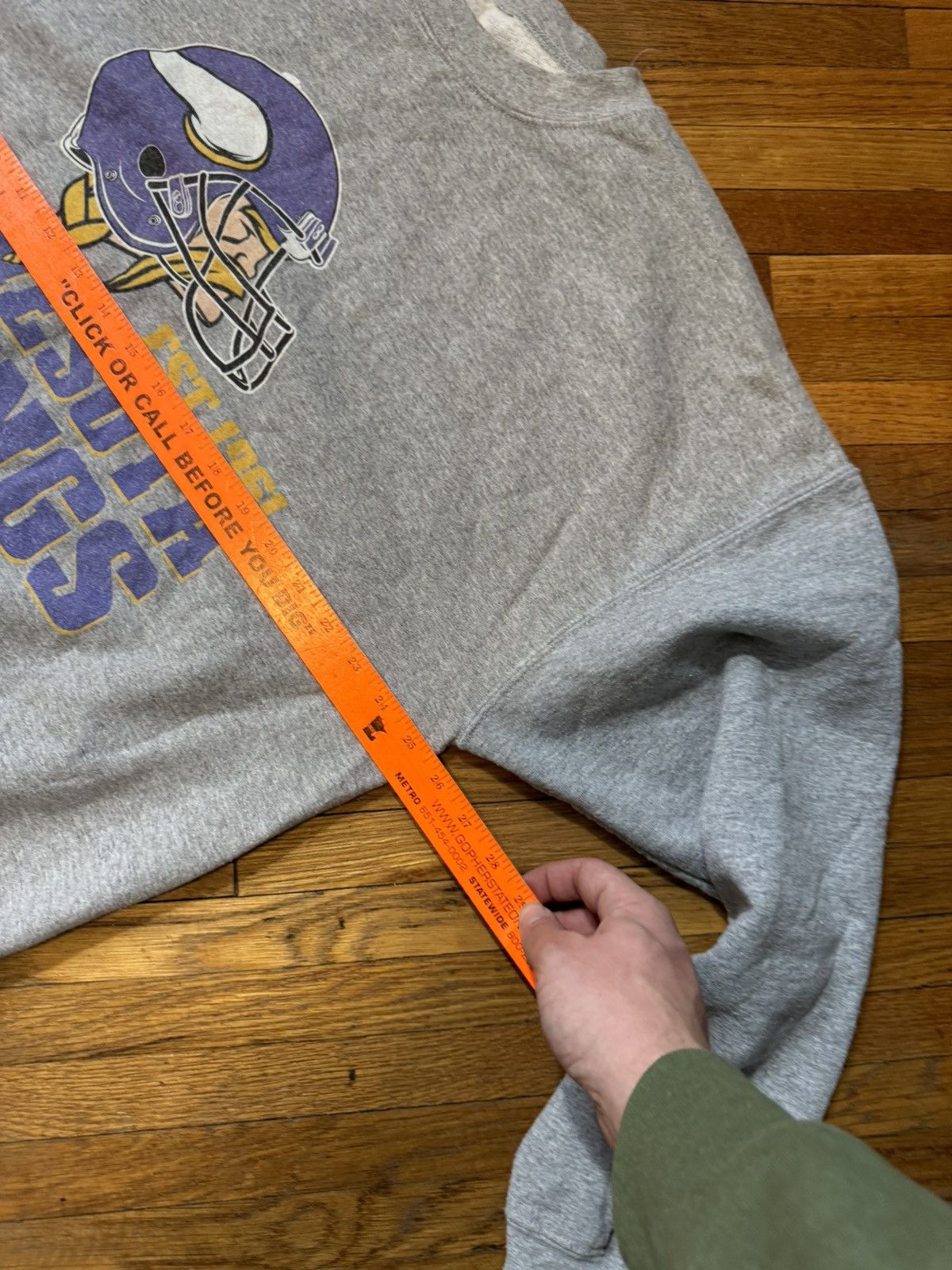 Vintage Vintage Minnesota Vikings Sweatshirt Size US XXL / EU 58 / 5 - 6 Thumbnail