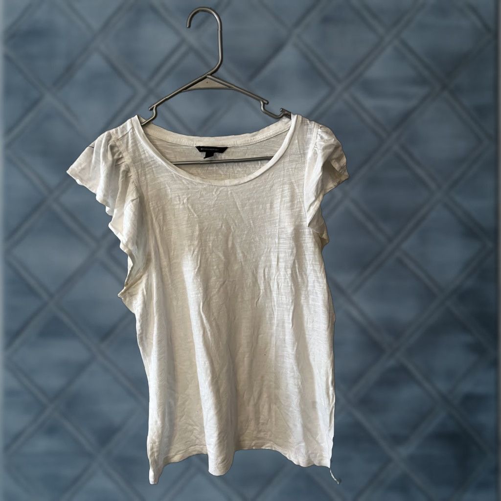 Banana Republic VINTAGE Banana Republic Blouse Shirt Flutter Sleeve White Medium Women Adult M Solid 90s Concert? Size M / US 6-8 / IT 42-44 - 1 Thumbnail