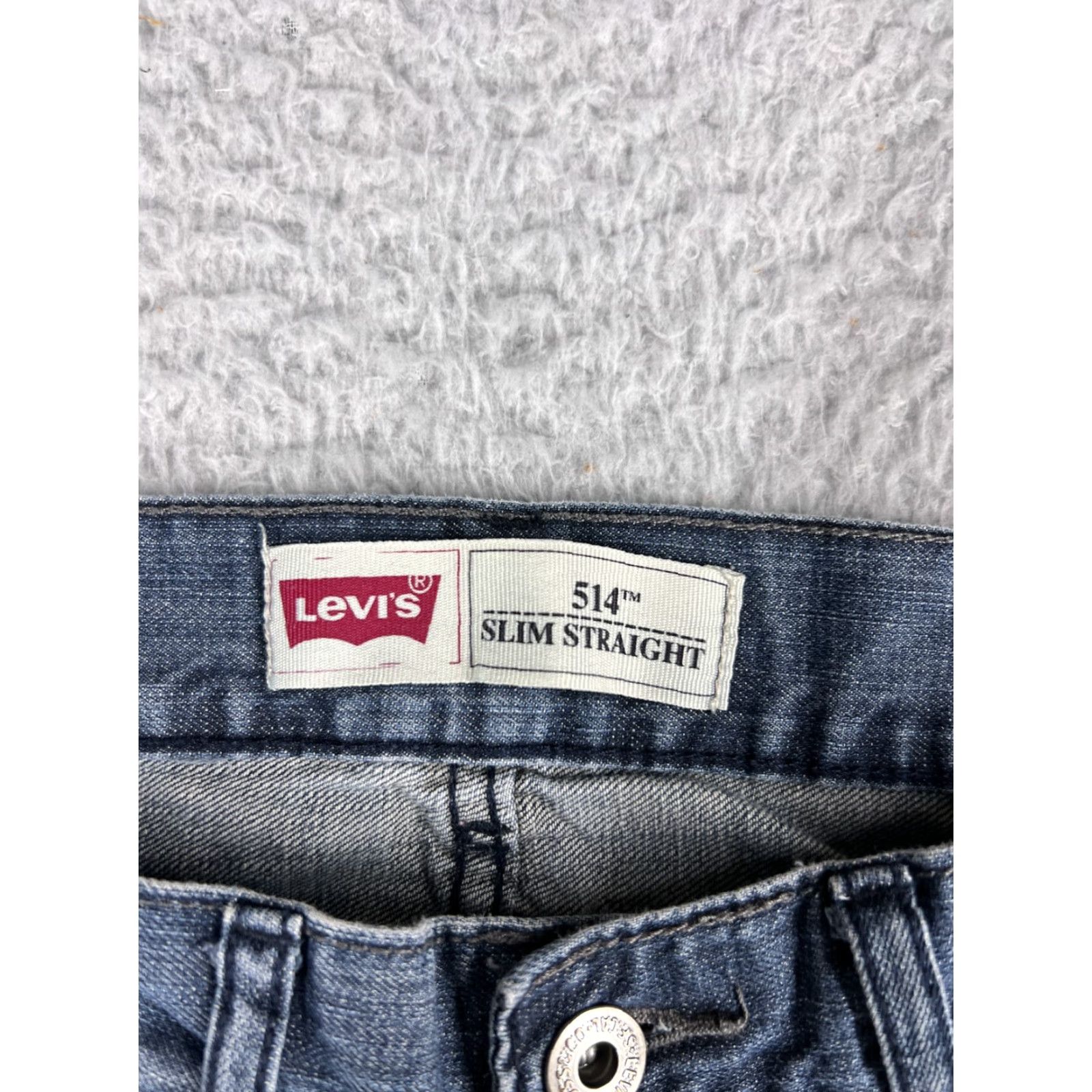 Levi's VINTAGE Levi's Jeans Women's 514 Straight Fit Medium Wash Blue Denim Size 18 Size 40" / US 18 - 5 Thumbnail