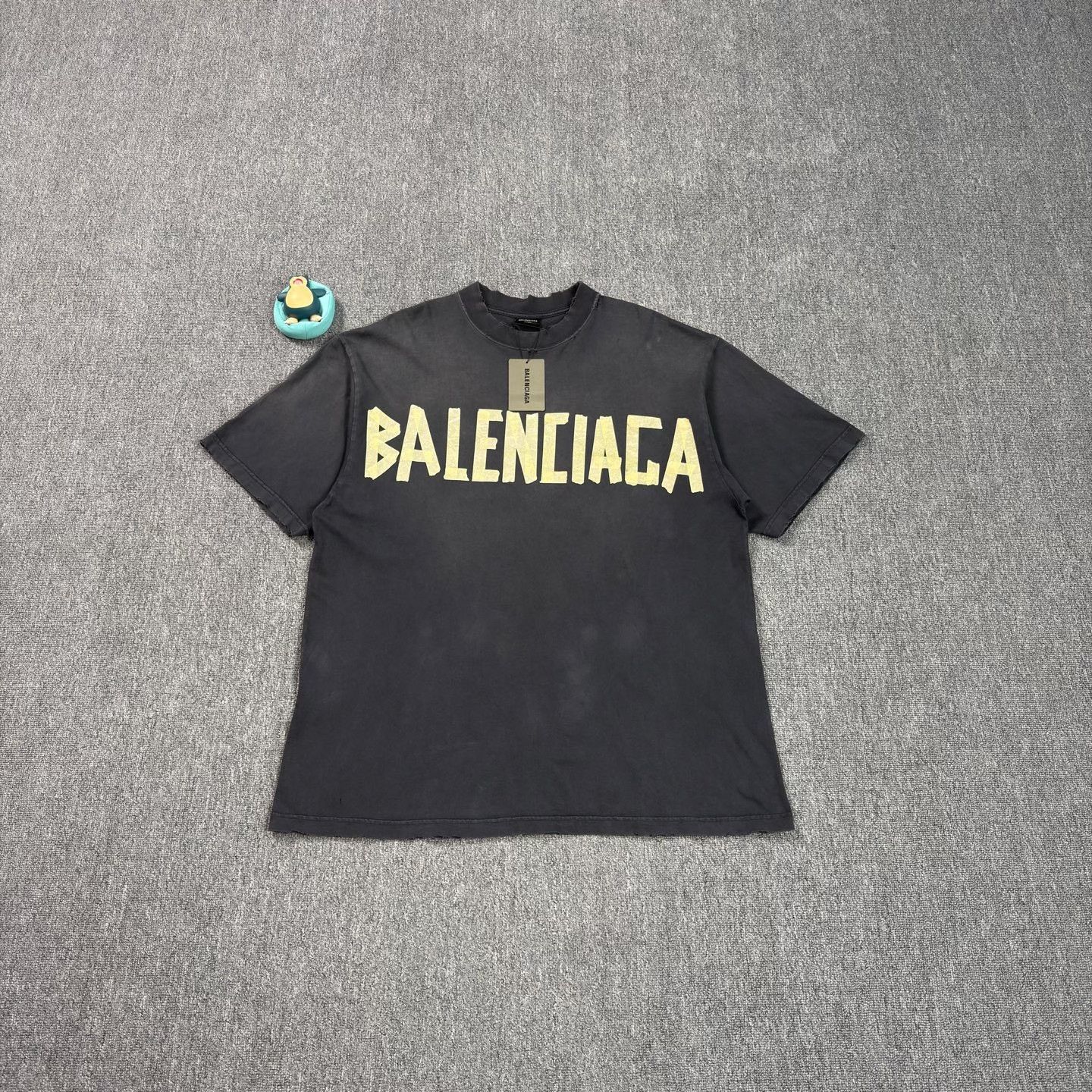 Balenciaga Balenciaga Yellow Tape Logo Black Distressed Tee Size US L / EU 52-54 / 3 - 1 Thumbnail
