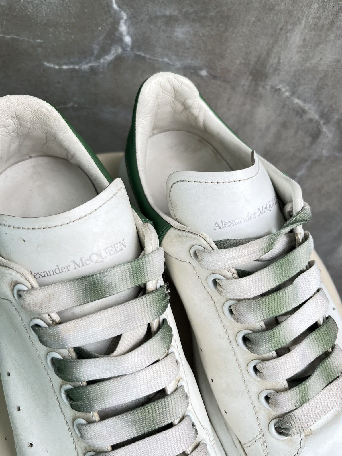 Alexander McQueen Ombre Laced Oversized Sneaker Size US 9 / EU 42 - 7 Thumbnail