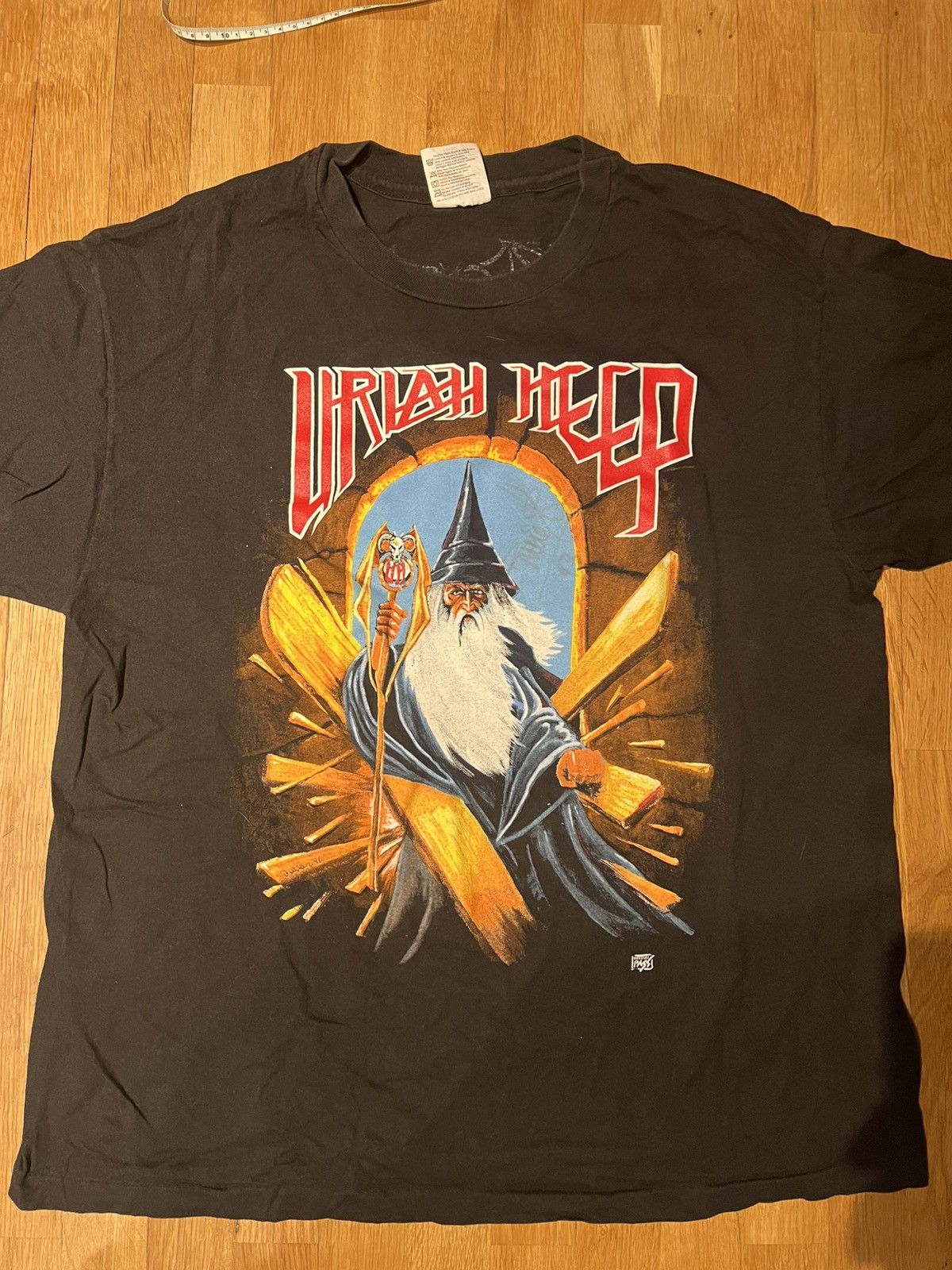 Hanes RARE Signed Uriah Heep Vintage Rock Tee - Legend Size US XL / EU 56 / 4 - 1 Thumbnail