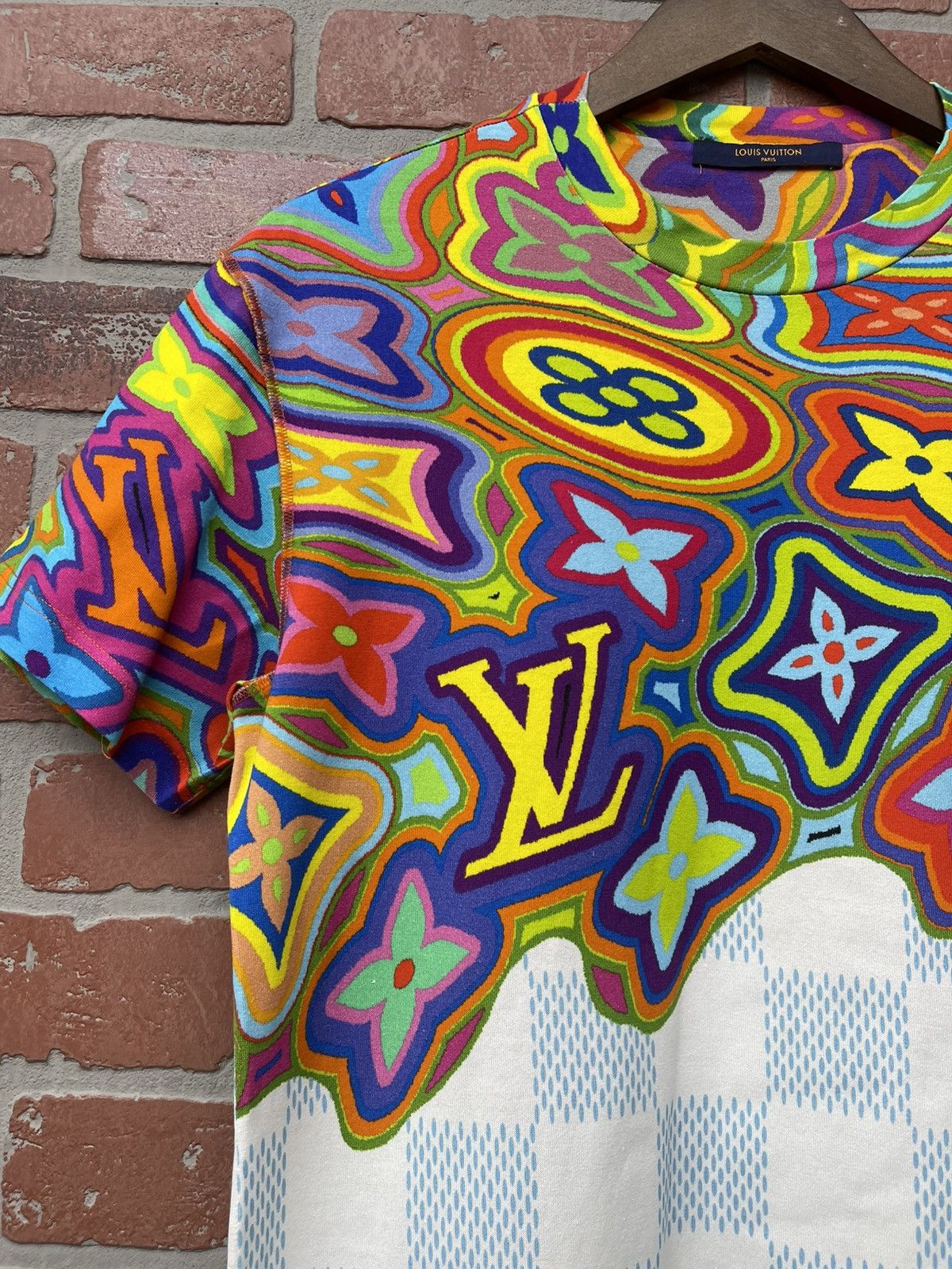 Louis Vuitton Size XS - Louis Vuitton Distorted Monogram Psychedelic Size US XS / EU 42 / 0 - 4 Thumbnail