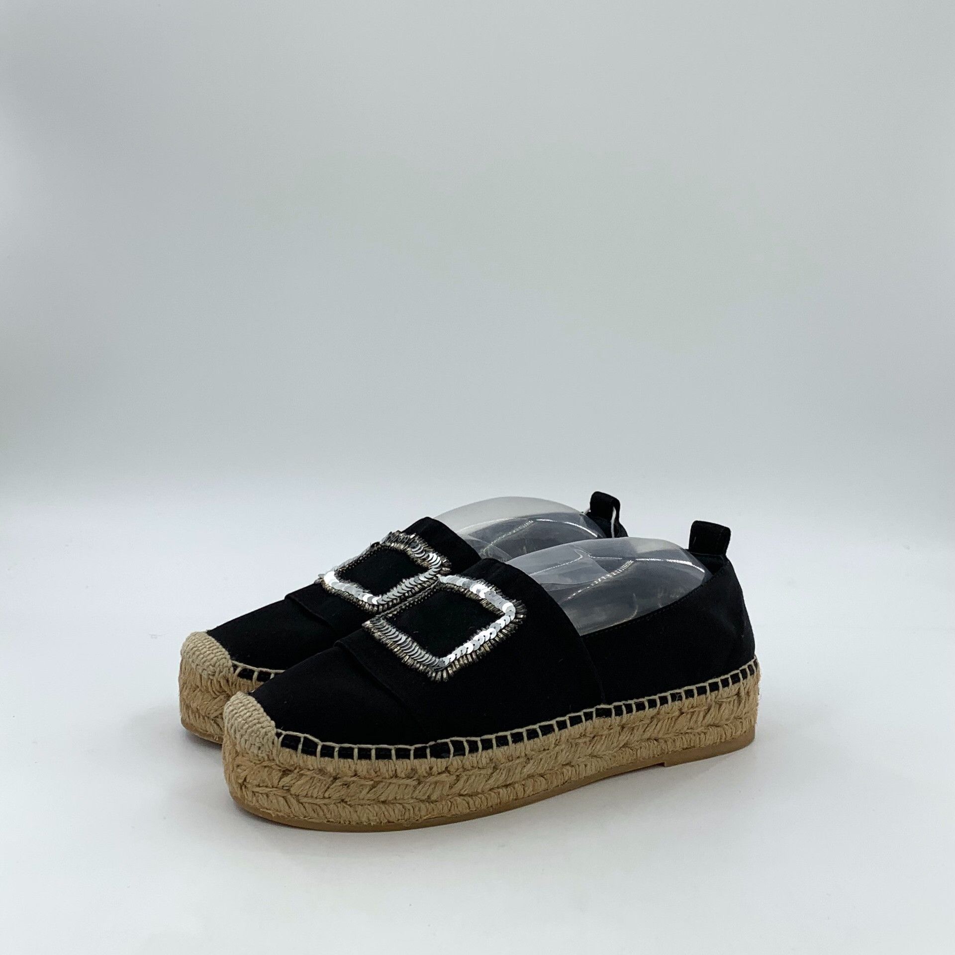 Roger Vivier Roger Vivier Retro Black Lowtop Sneakers 36 Women Size US 6 / IT 36 - 1 Thumbnail