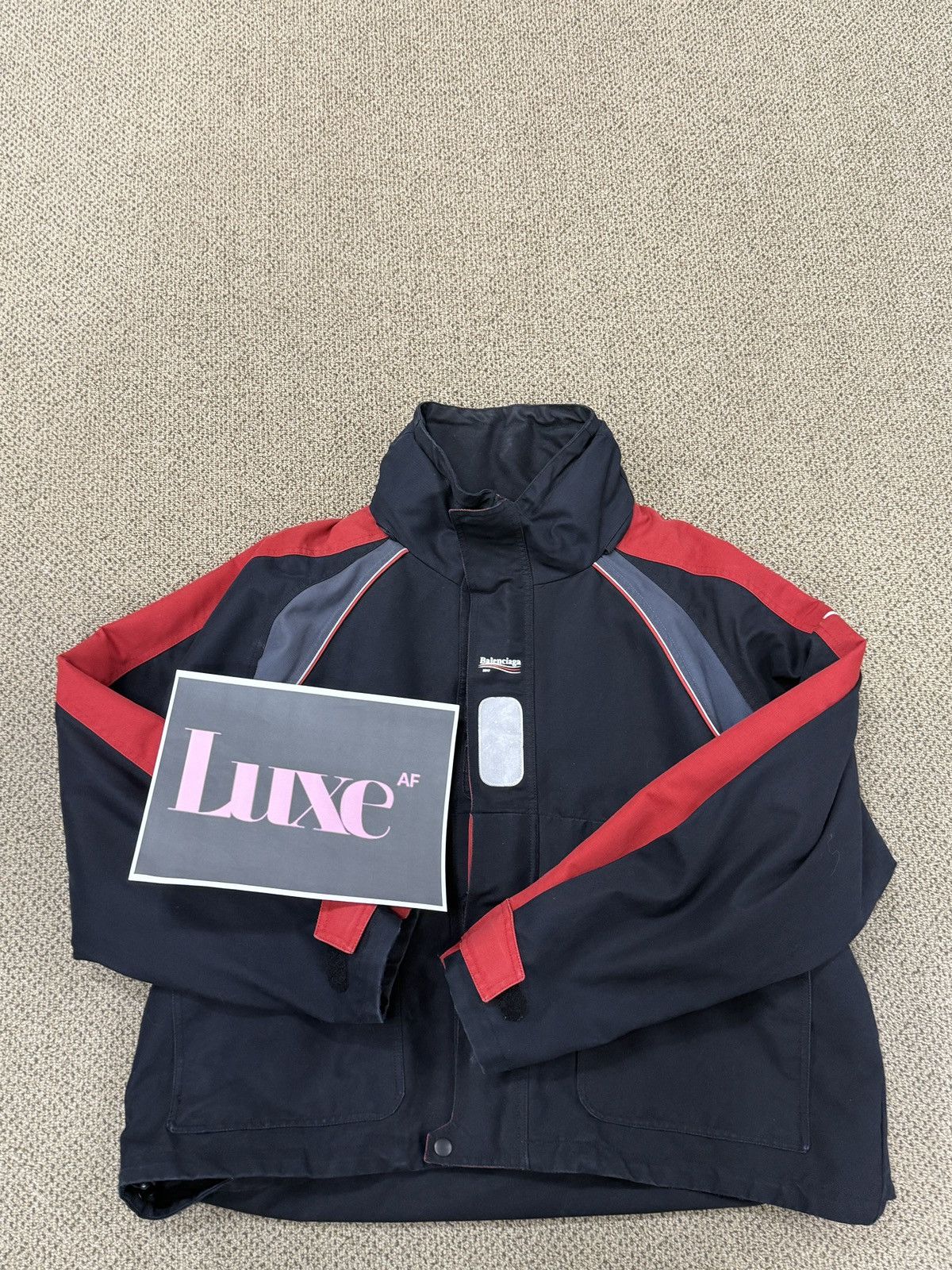 Balenciaga Balenciaga FW17 C-shape Parka by Demna EU44 Size US S / EU 44-46 / 1 - 2 Thumbnail