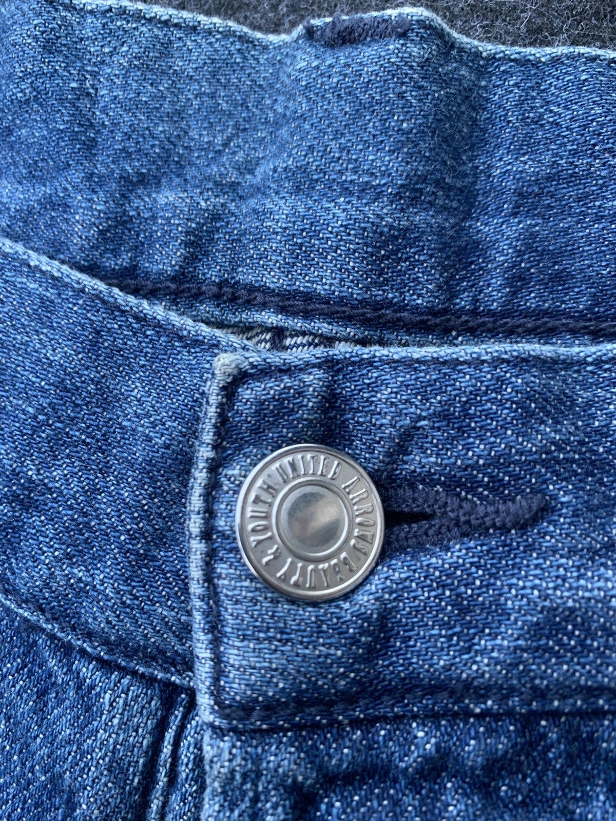 United Arrows Distressed Beauty & youth X united arrows. Size US 32 / EU 48 - 6 Thumbnail