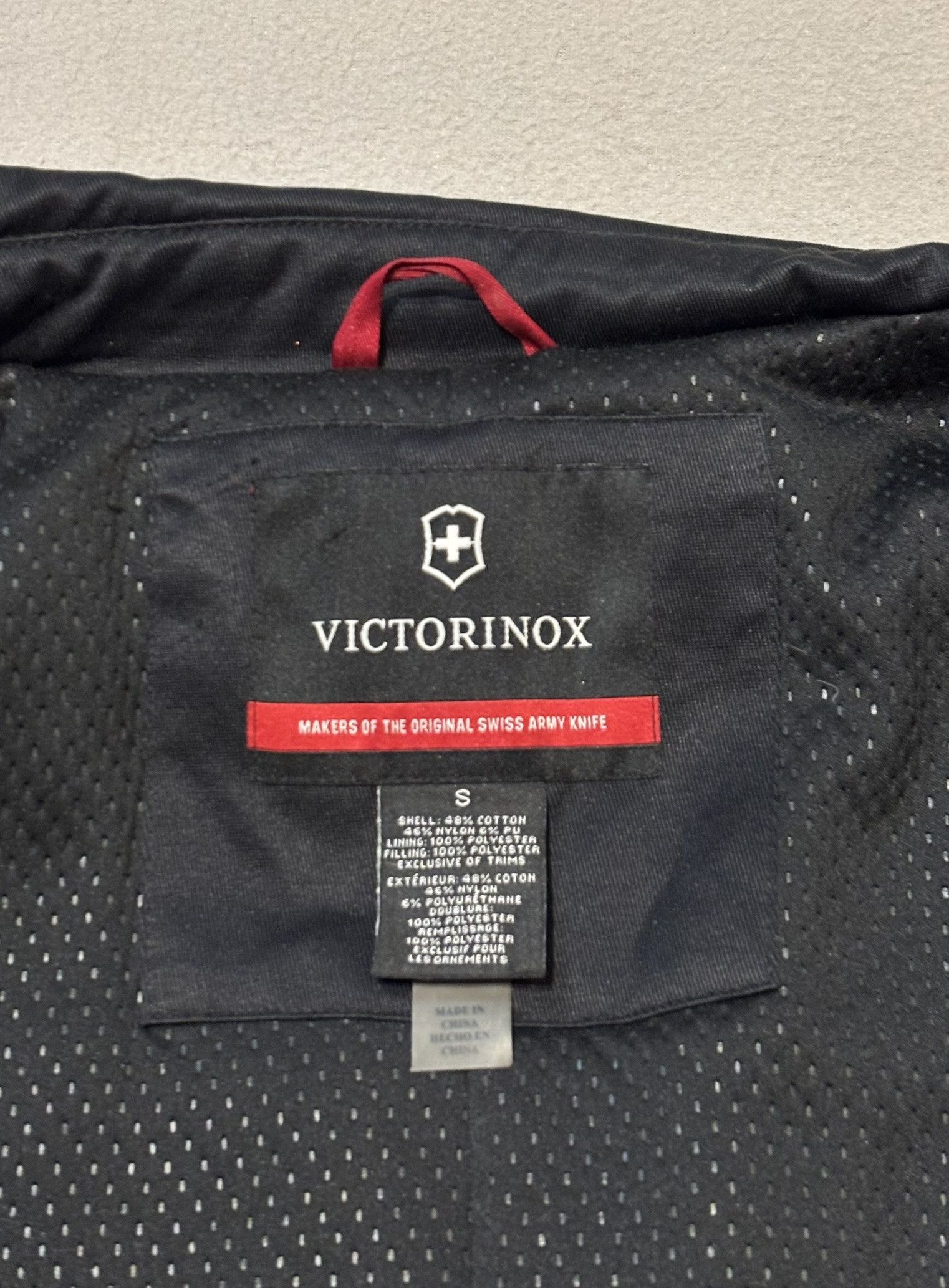 Victorinox Victorinox winter jacket size S Size US S / EU 44-46 / 1 - 17 Thumbnail