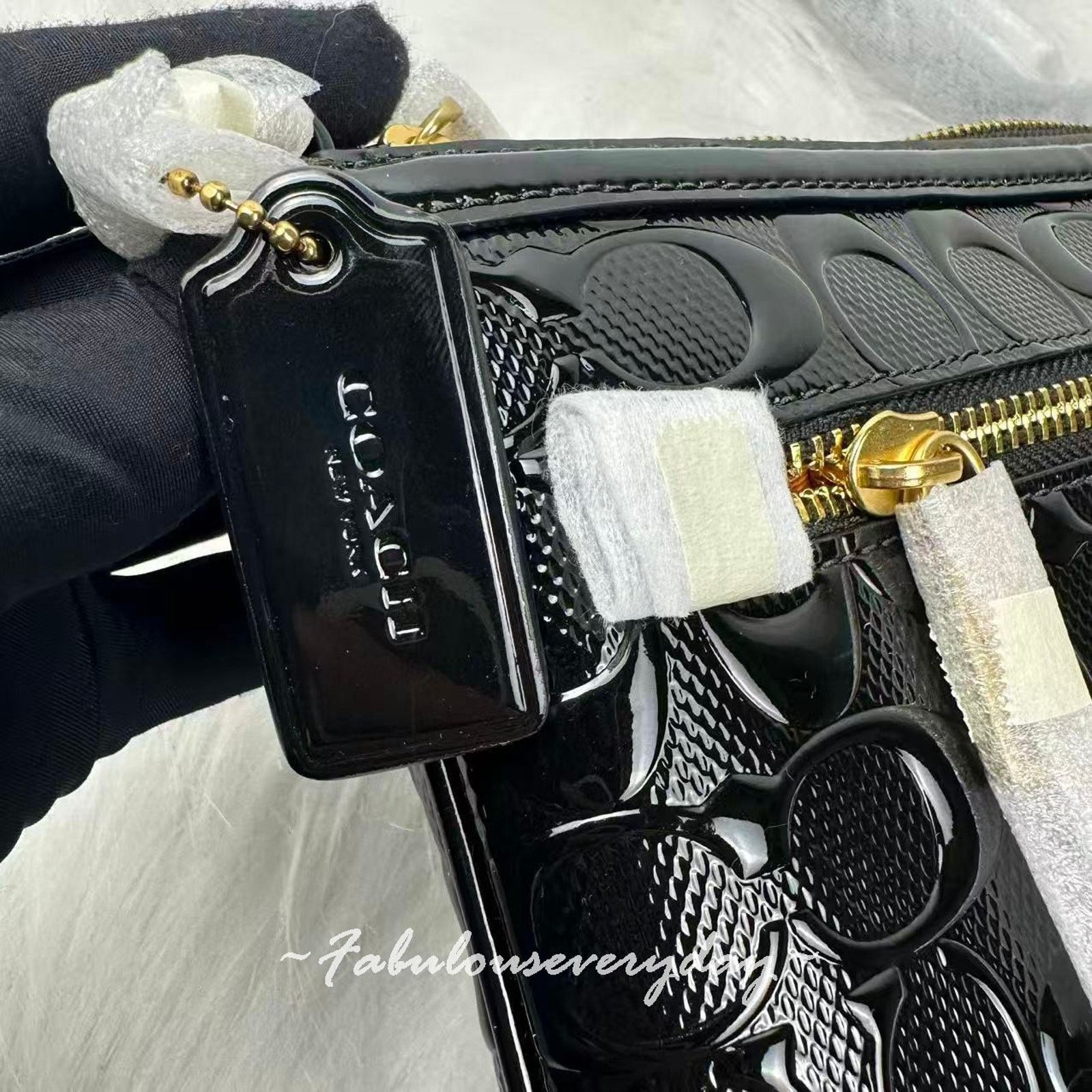 Coach Coach Legacy Small Signature Leather Crossbody Black CCD41 Size ONE SIZE - 4 Thumbnail