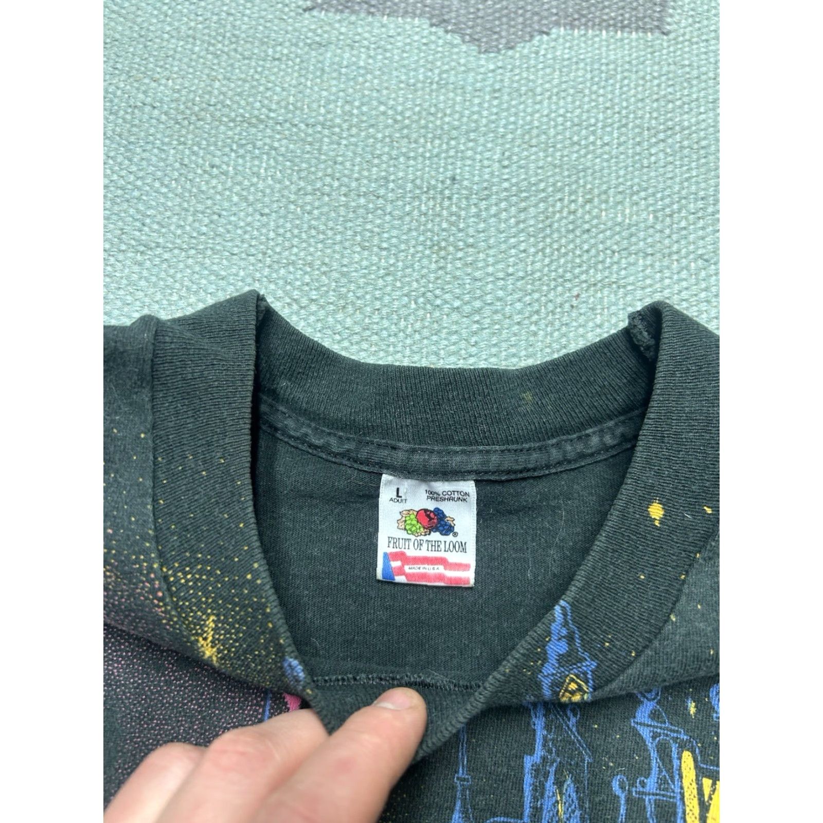 Fruit Of The Loom VINTAGE 90s Fruit of the Loom T-Shirt AOP Wizard Magical Mackinac Island Fantasy Black L Mens Size US L / EU 52-54 / 3 - 5 Thumbnail