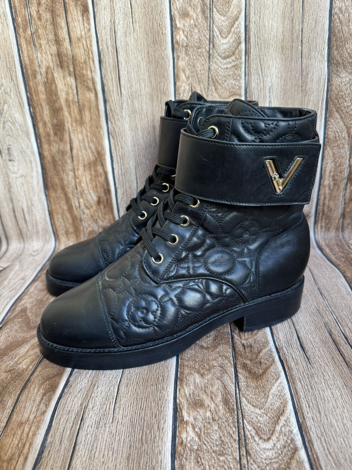 Louis Vuitton Wonderland embossed monogram boots Size US 7 / IT 37 - 1 Thumbnail