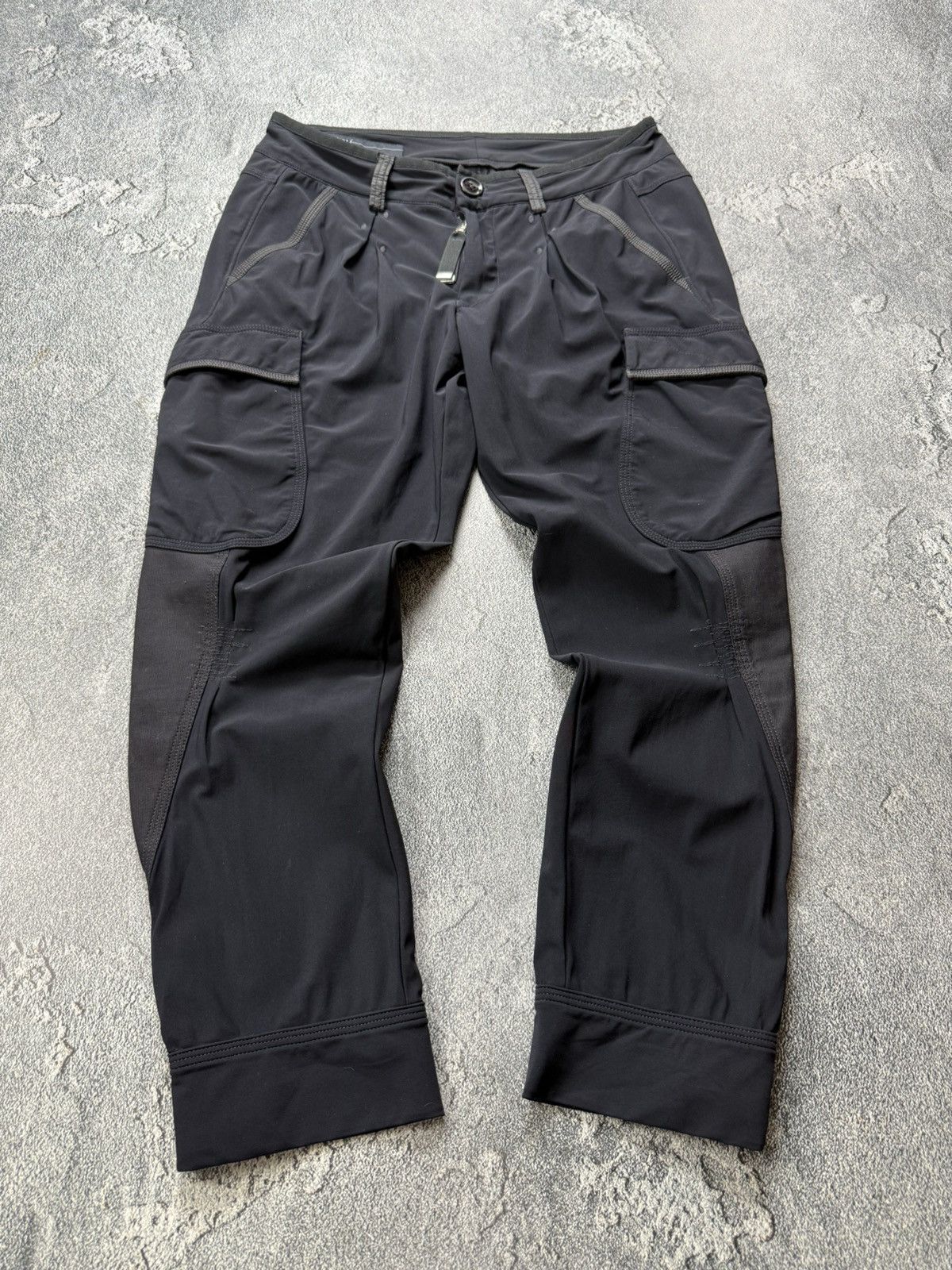Ann Demeulemeester High Use by Claire Campbell Waits Logo Tech Cargo Sweatpants Size 30" / US 8 / IT 44 - 2 Thumbnail