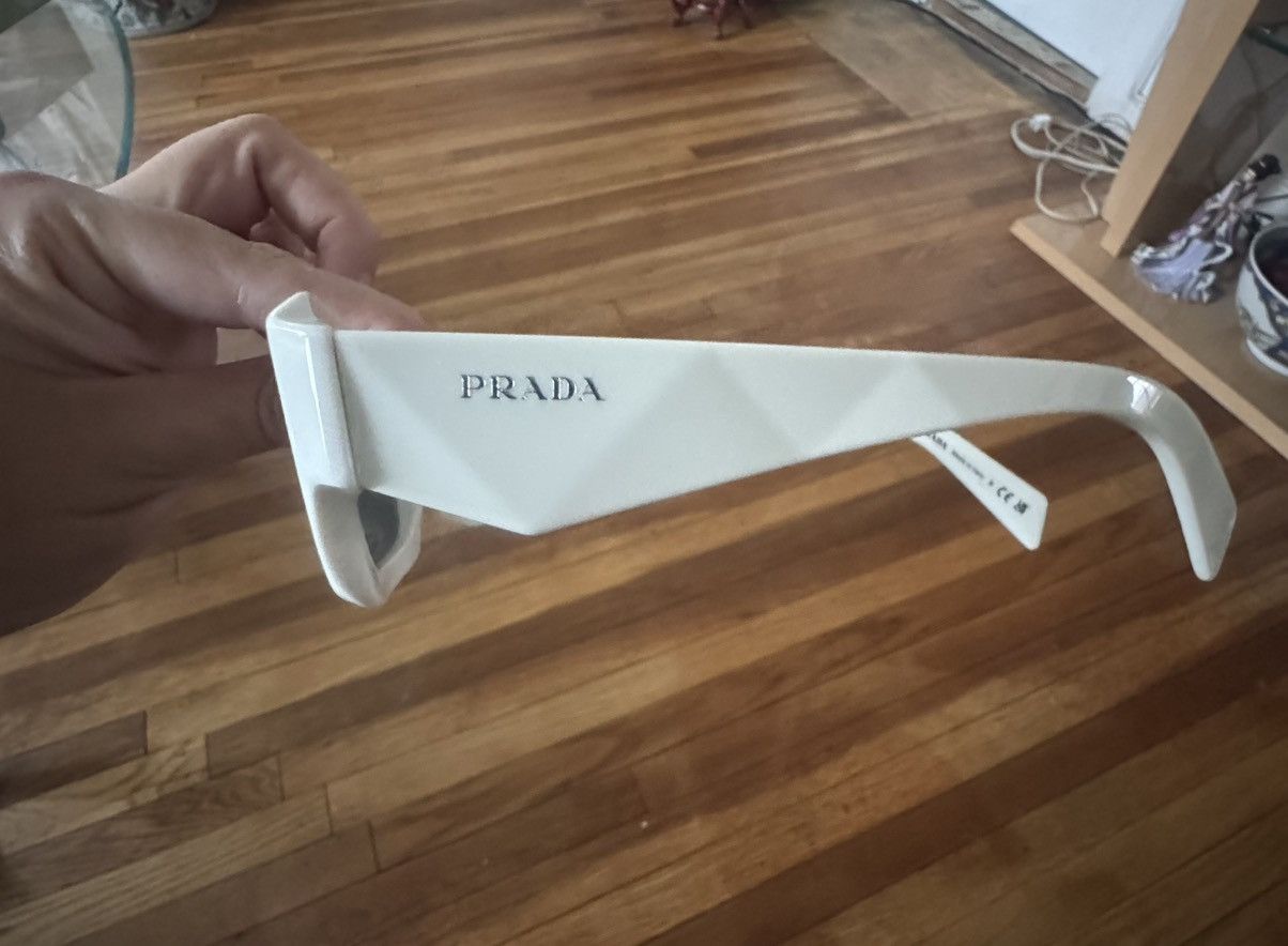 Prada Prada PR27ZS Sunglasses Size ONE SIZE - 4 Thumbnail