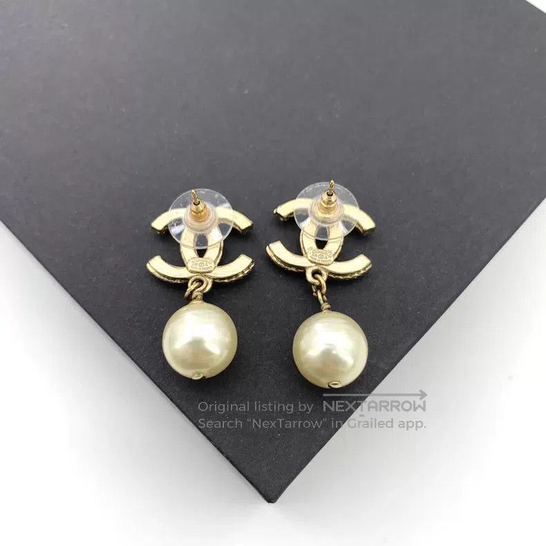 Chanel Chanel Gold double C pearl pendant earrings Size ONE SIZE - 2 Thumbnail