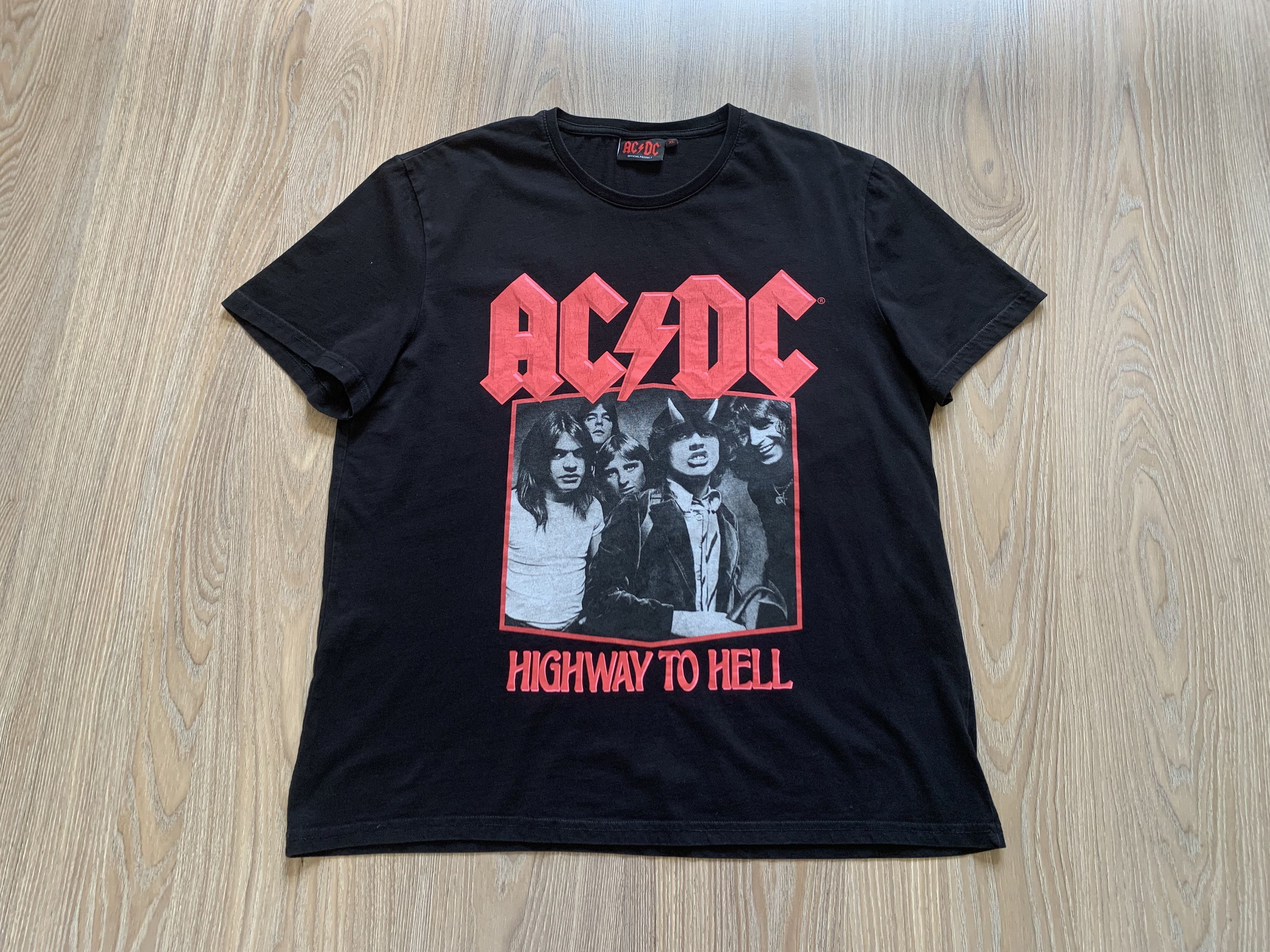AC/DC × Band Tees Mens AC/DC Highway to Hell Printed T Shirt 2021 Size US XL / EU 56 / 4 - 2 Thumbnail