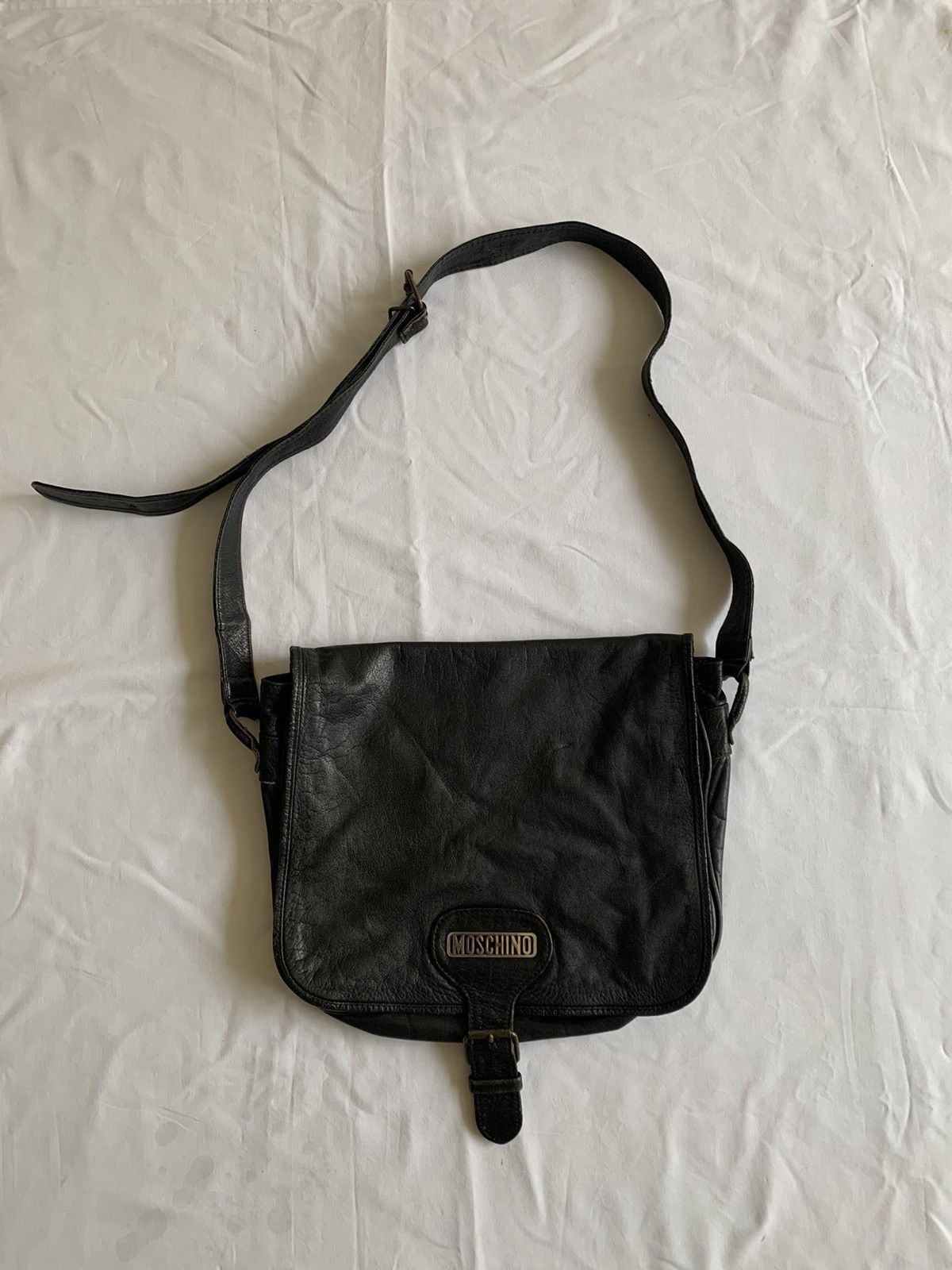 Moschino VINTAGE MOSCHINO BLACK LEATHER SLING BAG Size ONE SIZE - 1 Thumbnail