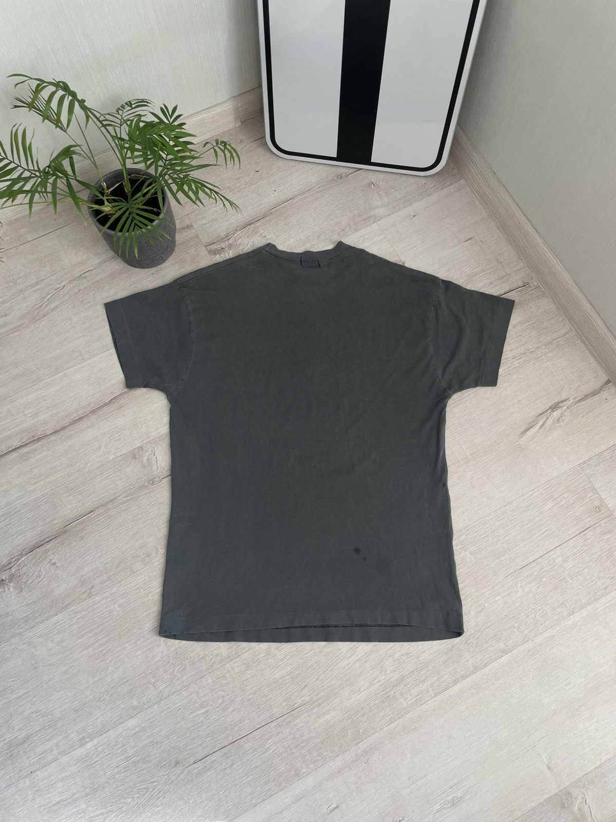 Chevignon Archive Chevignon 90s Distressed Tee Legend Jacket Y2k Singl Size US M / EU 48-50 / 2 - 2 Thumbnail