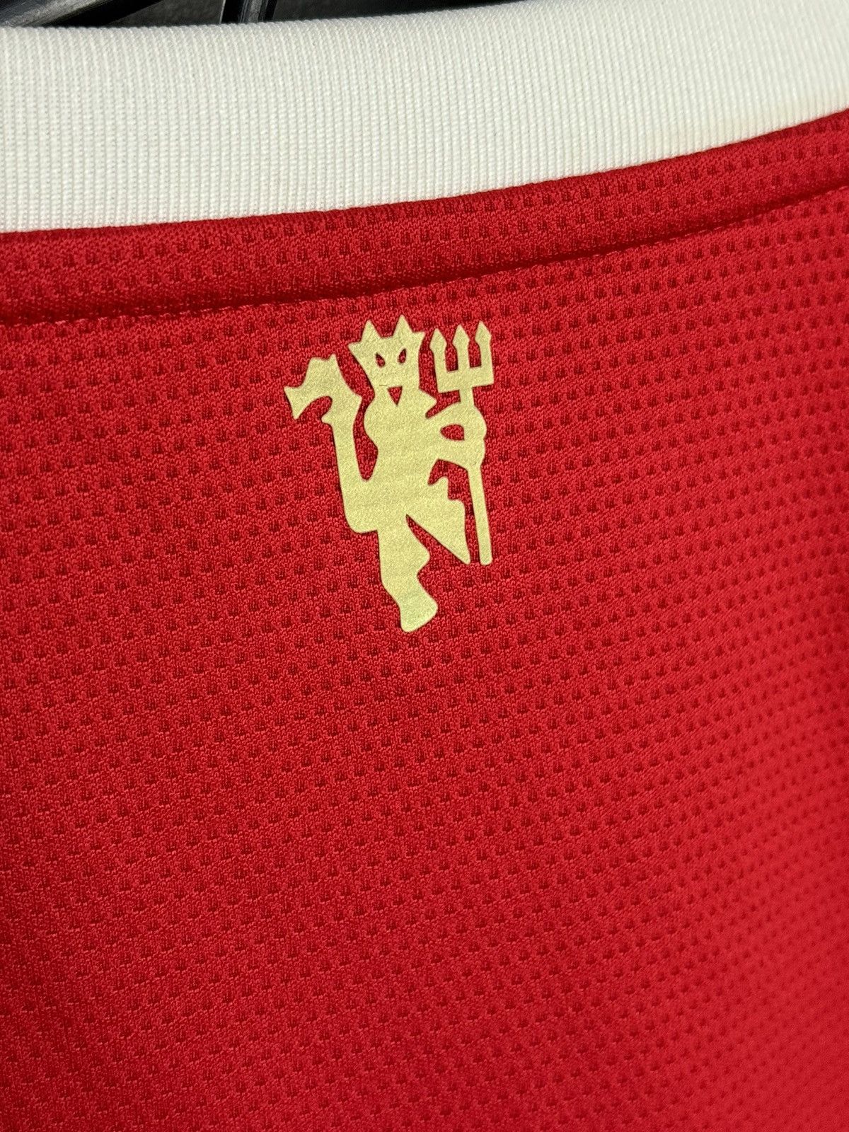 Adidas Manchester United 21/22 Home Football Jersey T-Shirt Size US M / EU 48-50 / 2 - 4 Thumbnail